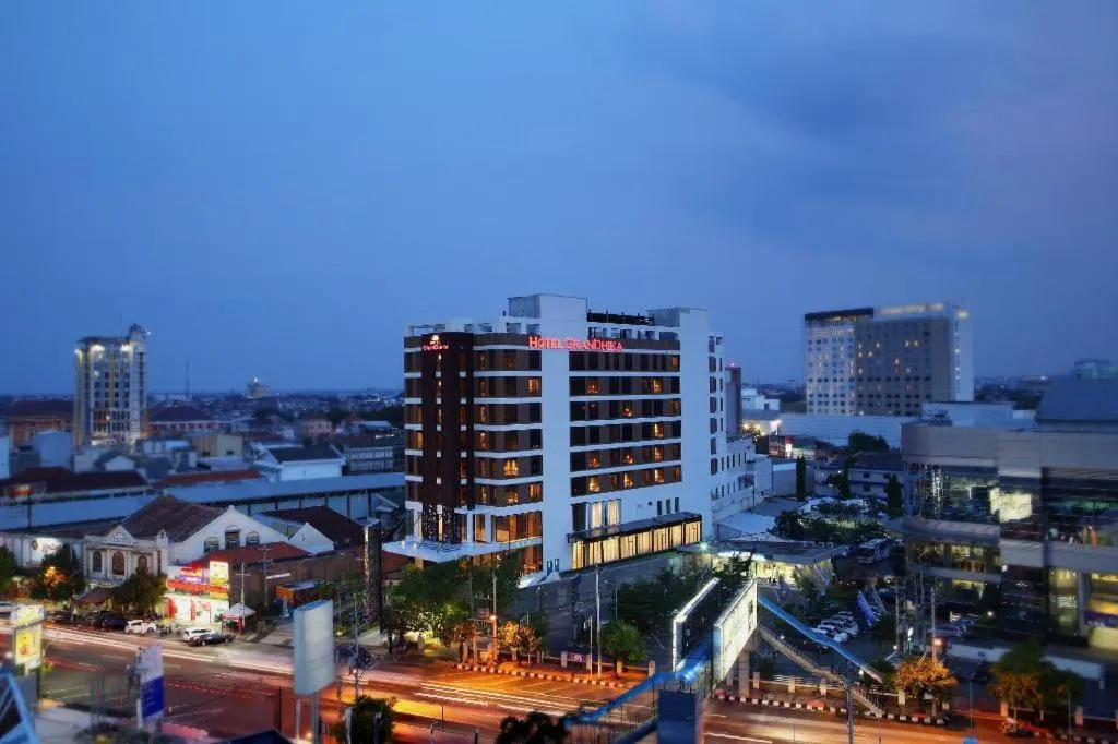 Hotel Grandhika Pemuda