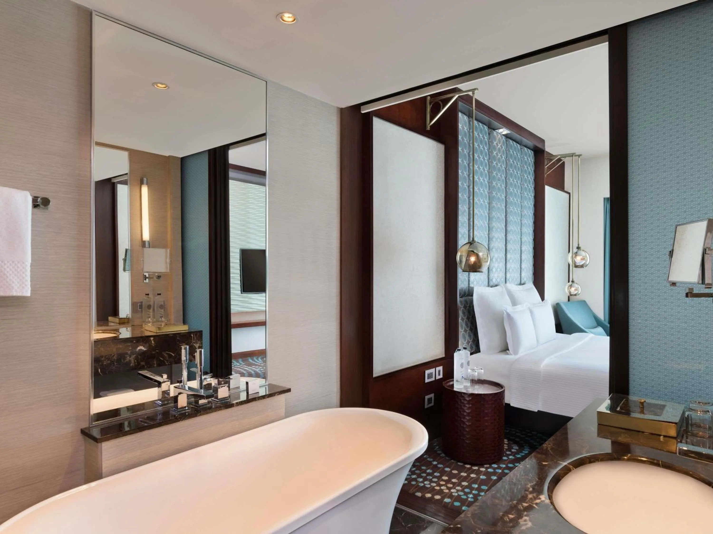 Deluxe King Room - single occupancy in Pullman New Delhi Aerocity