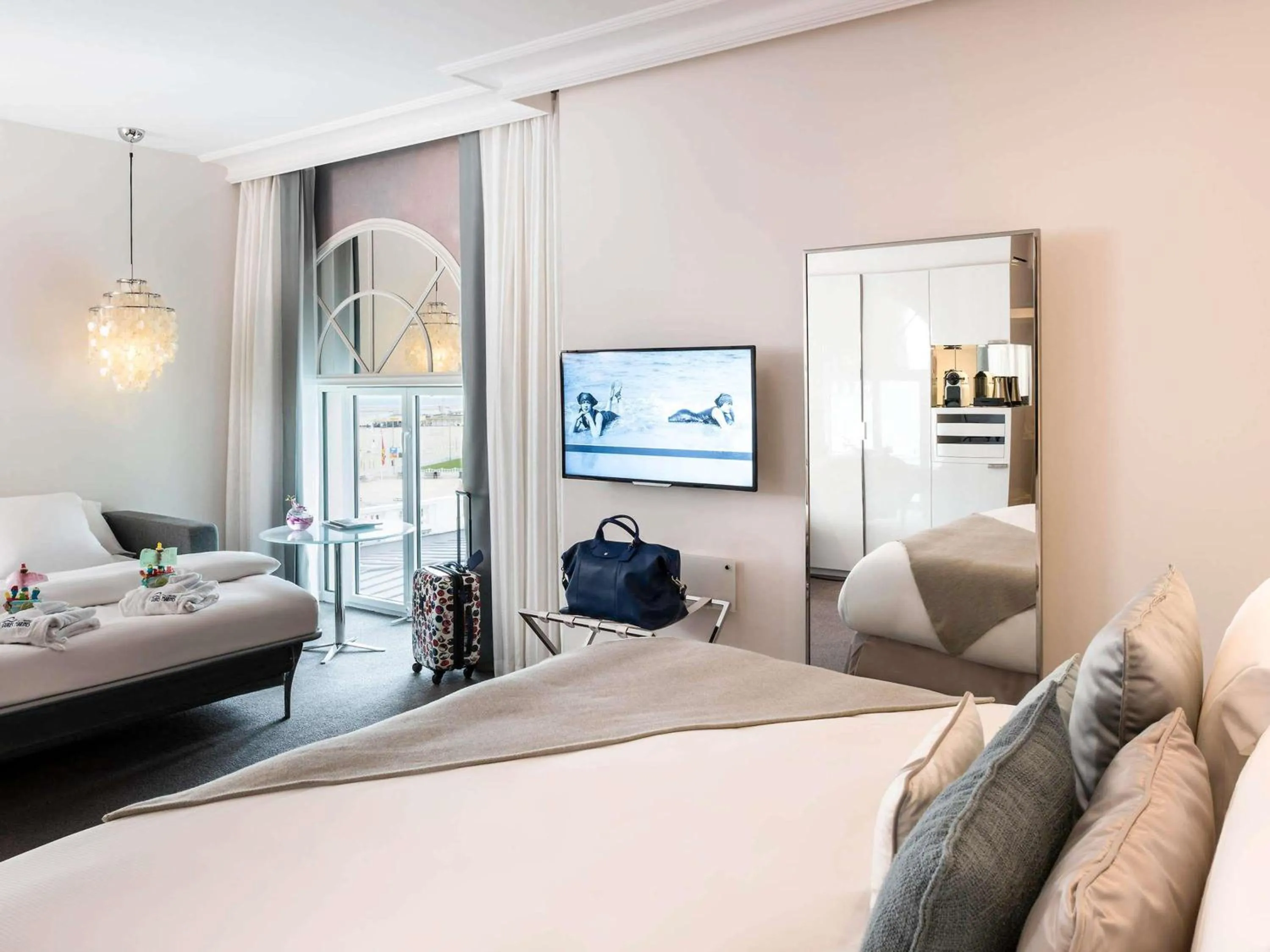 Deluxe Family King Room with King or Two Single Beds and Sofa Bed in Cures Marines Hotel Thalasso & Spa Trouville - MGallery Collection