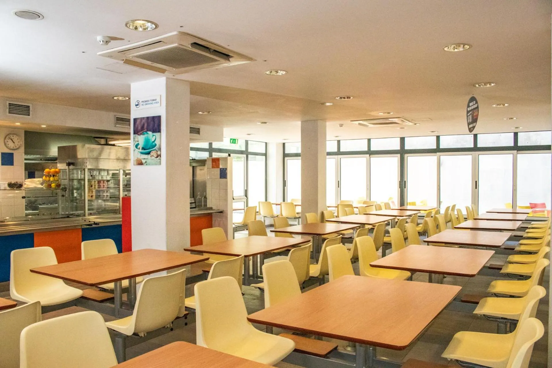 Basic Triple Room with Shared Bathroom in HI Lisboa - Pousada de Juventude