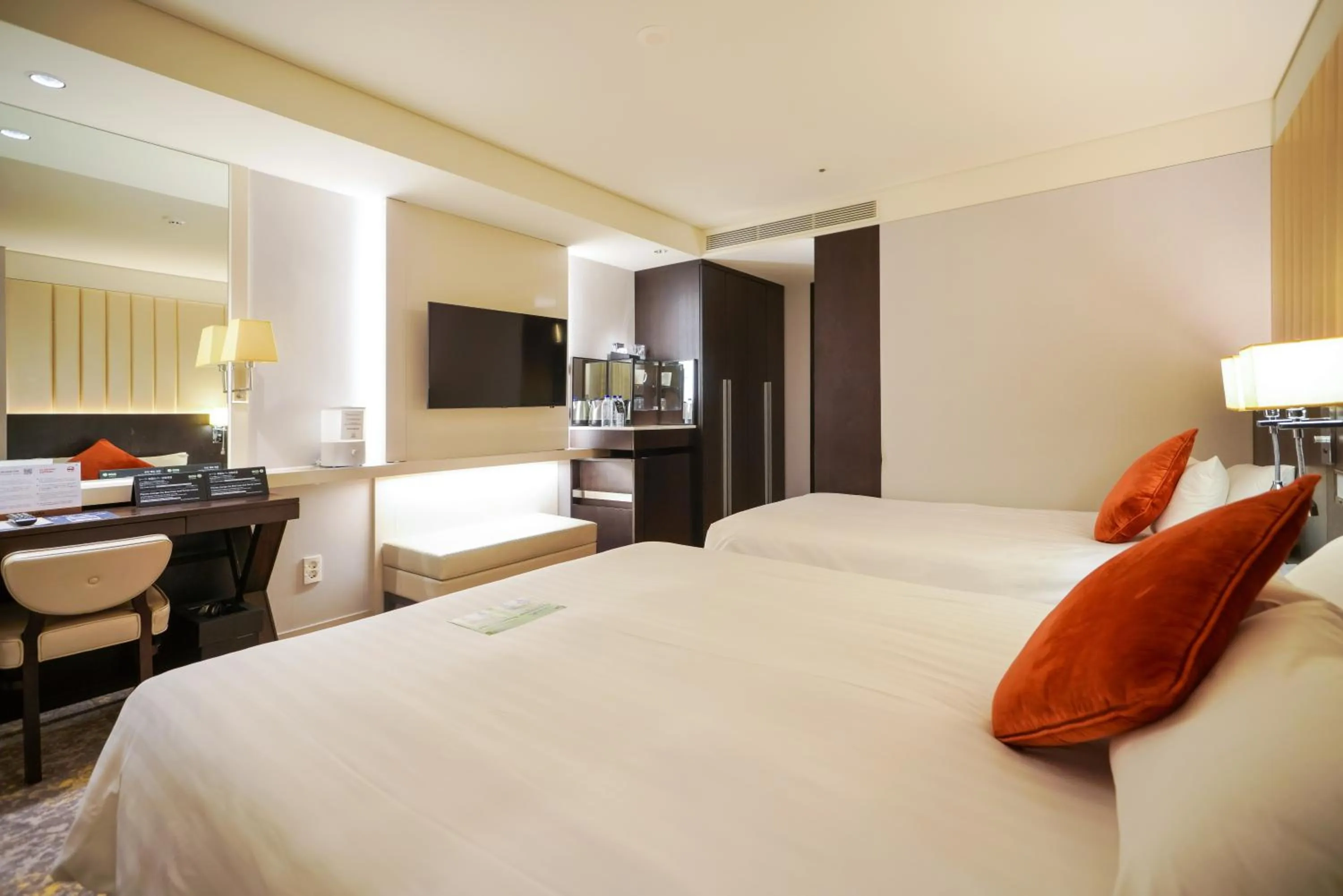 Family Twin in Solaria Nishitetsu Hotel Seoul Myeongdong - Renovated in 2025
