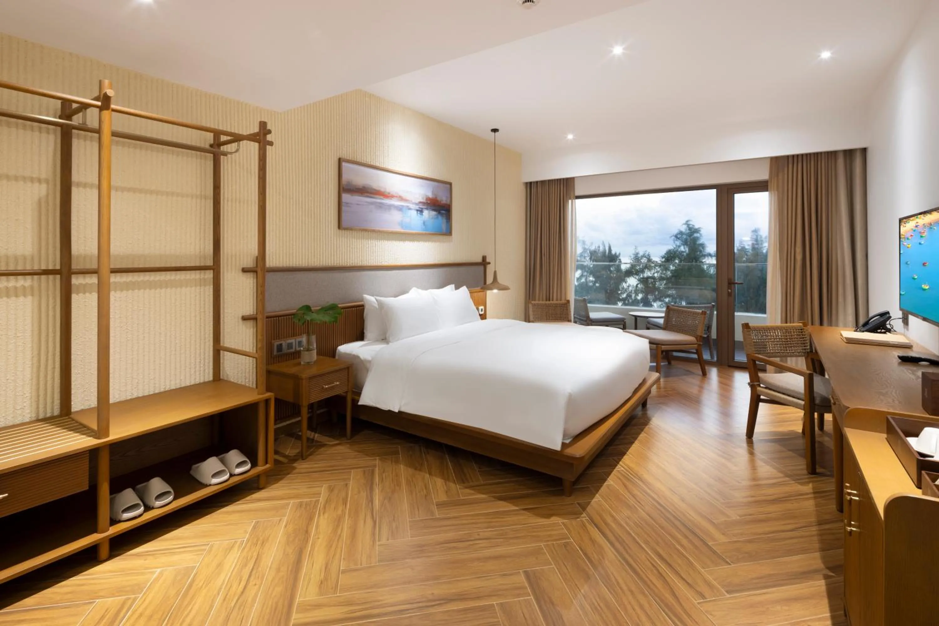 King Room in Iconic Long Hai Hotel