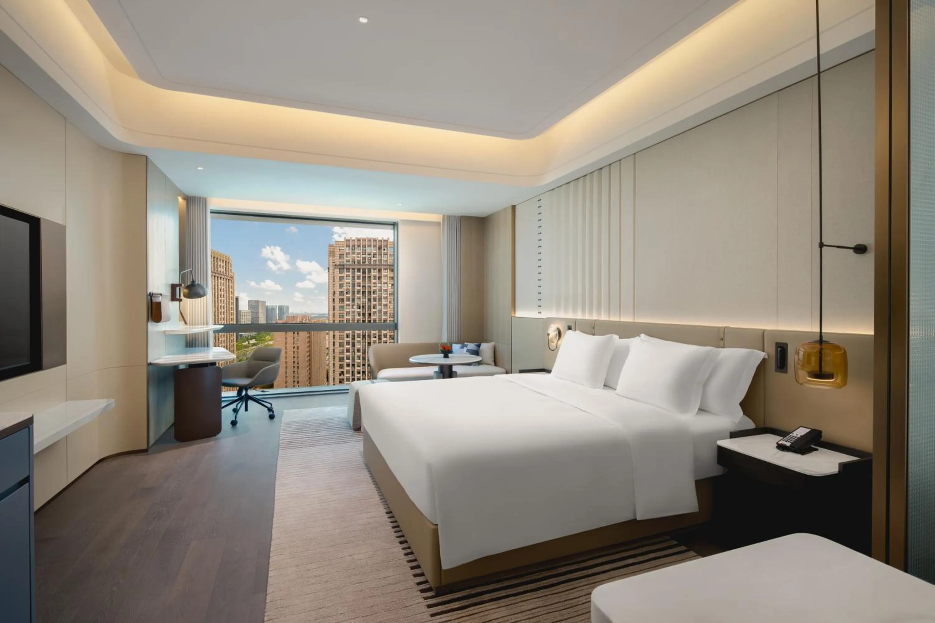 Standard Room in Crowne Plaza Kunshan East by IHG