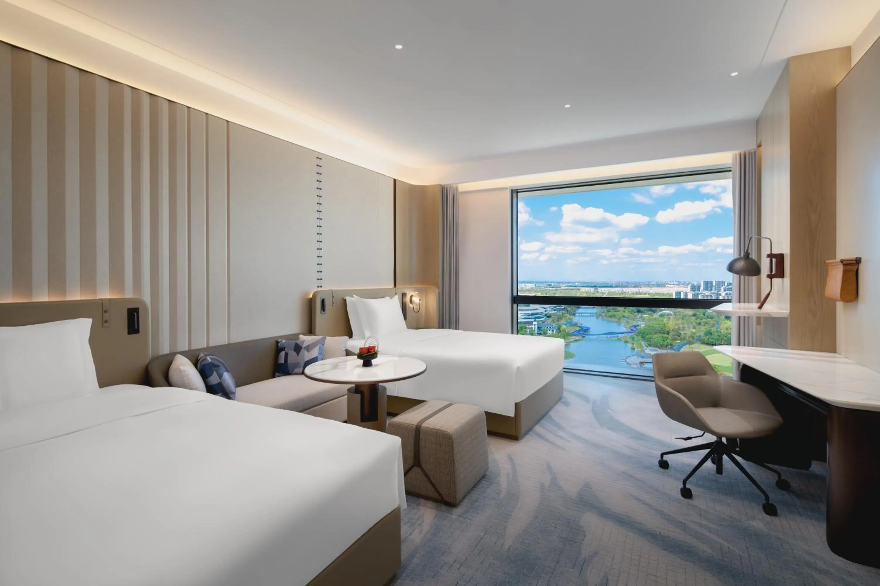 Standard Double Room with Two Double Beds and River View in Crowne Plaza Kunshan East by IHG