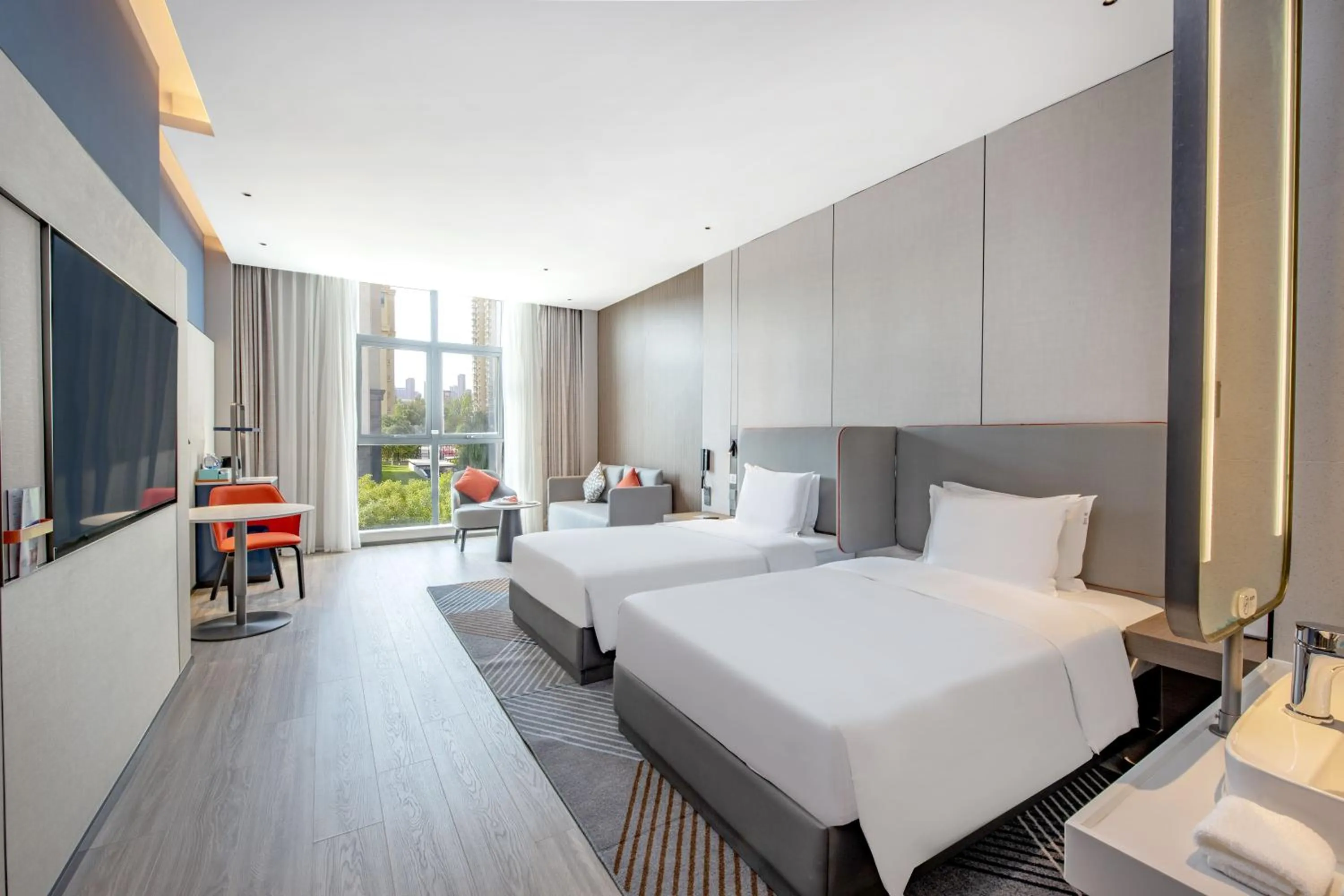 Standard Twin Room with City View in Holiday Inn Express Yinchuan Lanxi Valley Plaza by IHG