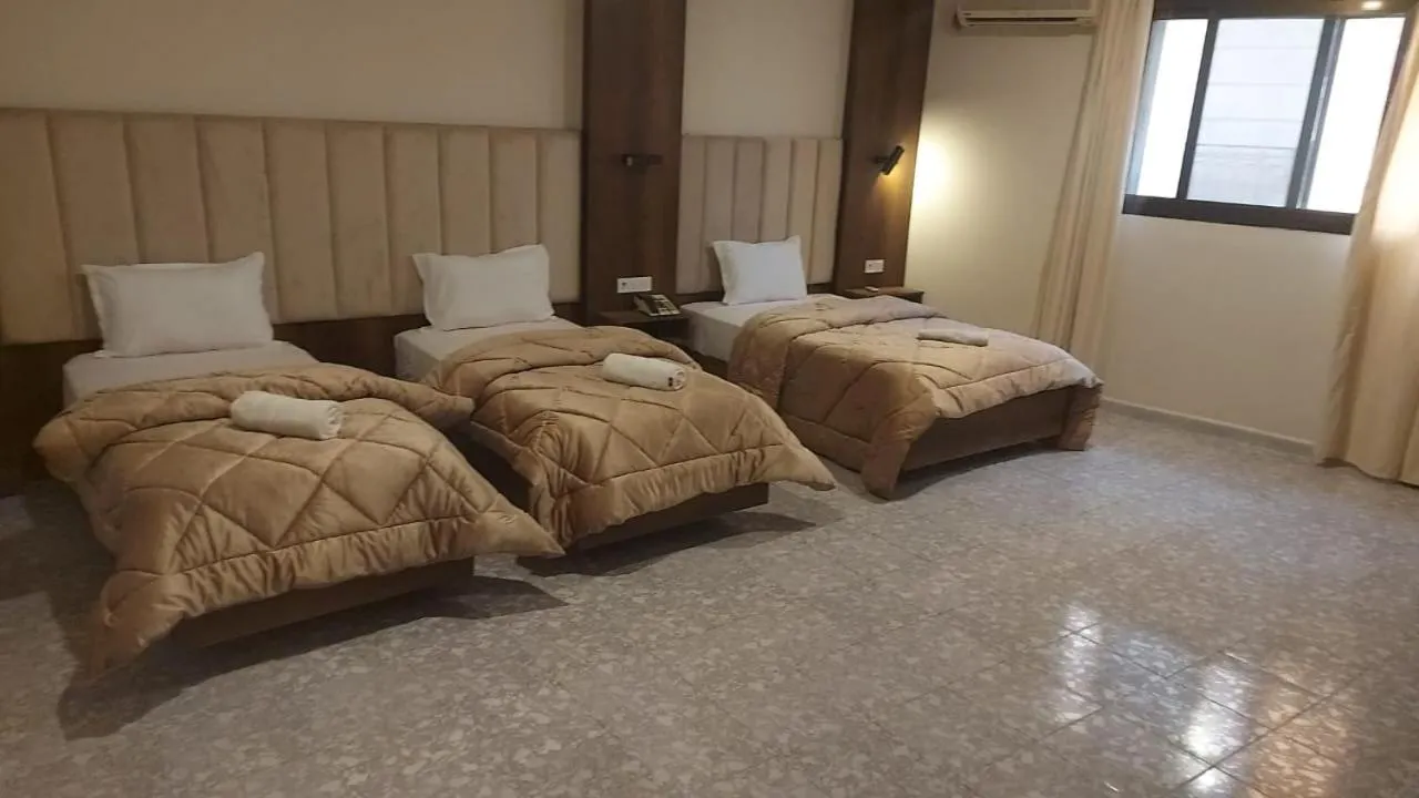 Triple Room in Hotel MEDINA