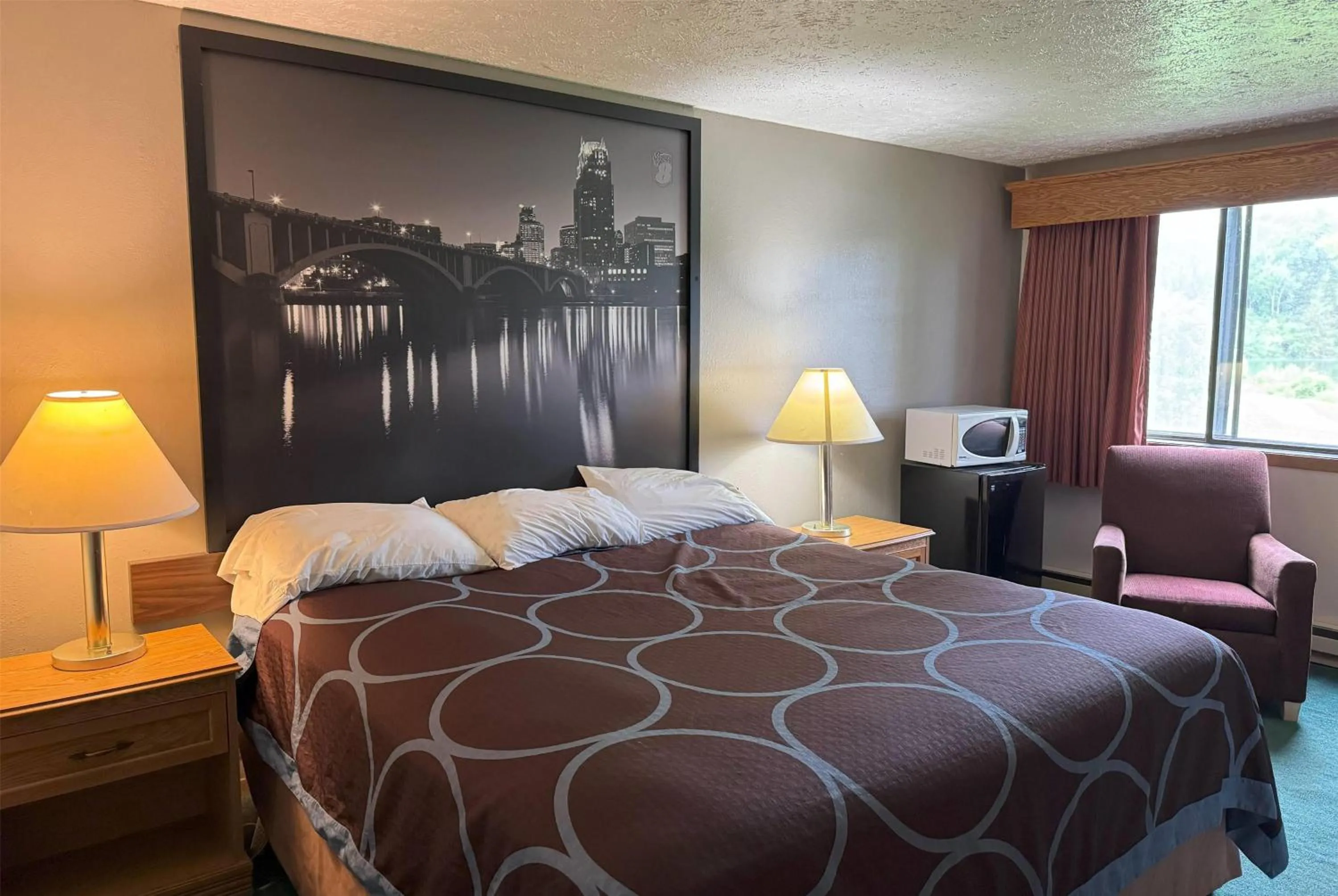 Queen Room - Non-Smoking in Super 8 by Wyndham Chaska