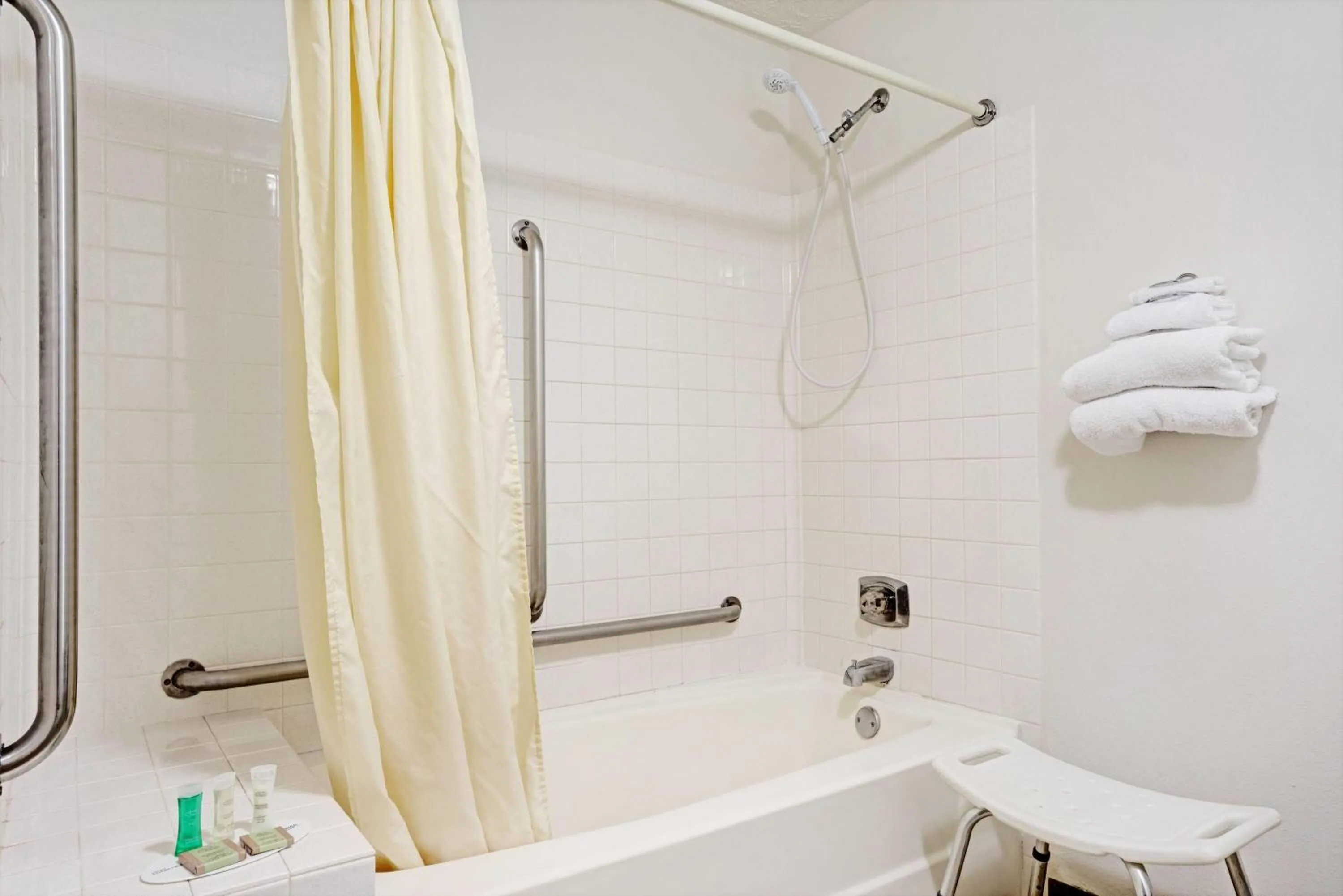 Queen Room - Disability Access/Non-Smoking in Super 8 by Wyndham Chaska