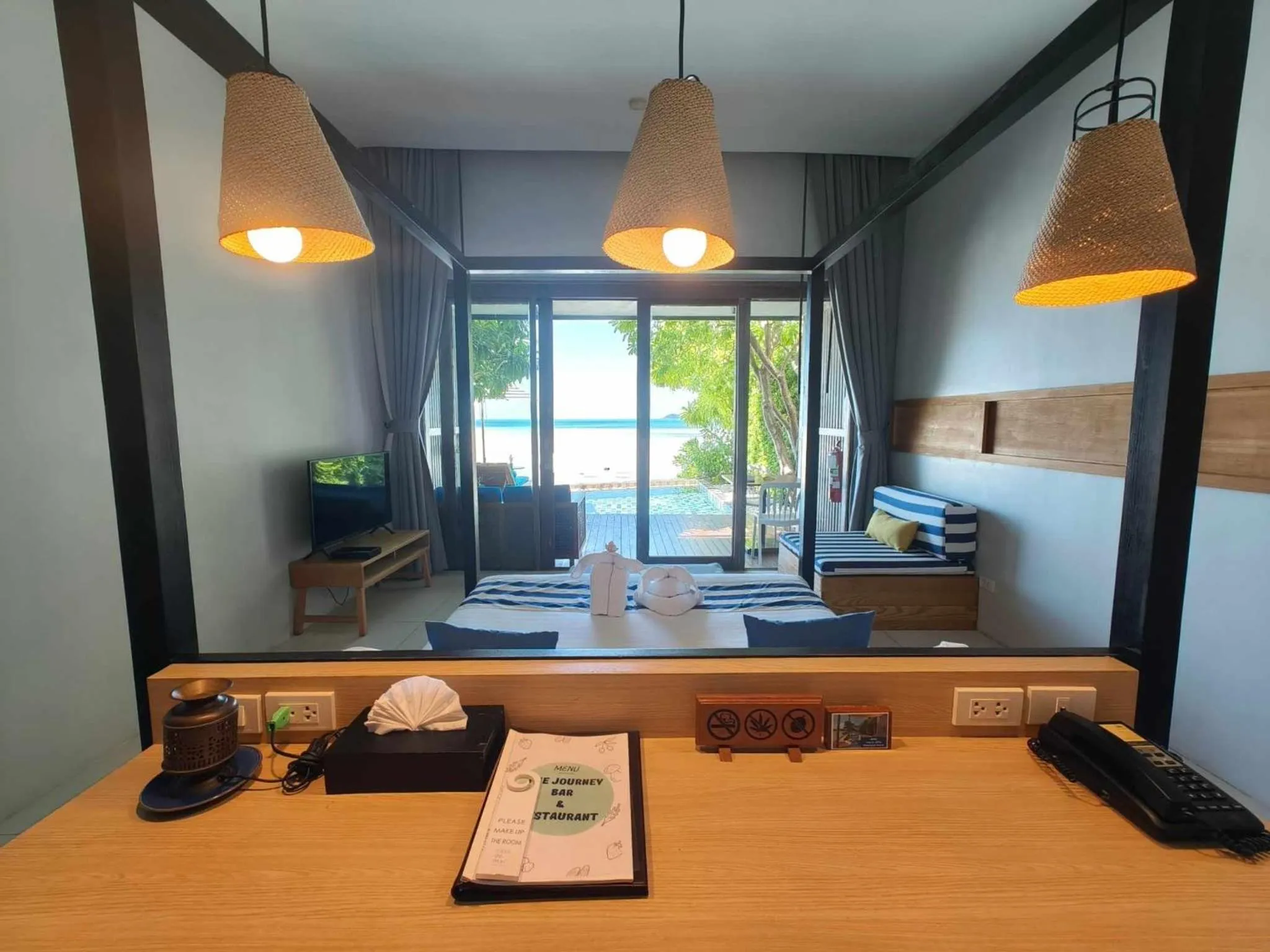 Beach Front Pool Villa  With One-way Airport Transfer in Casa De Mar - Koh Samui
