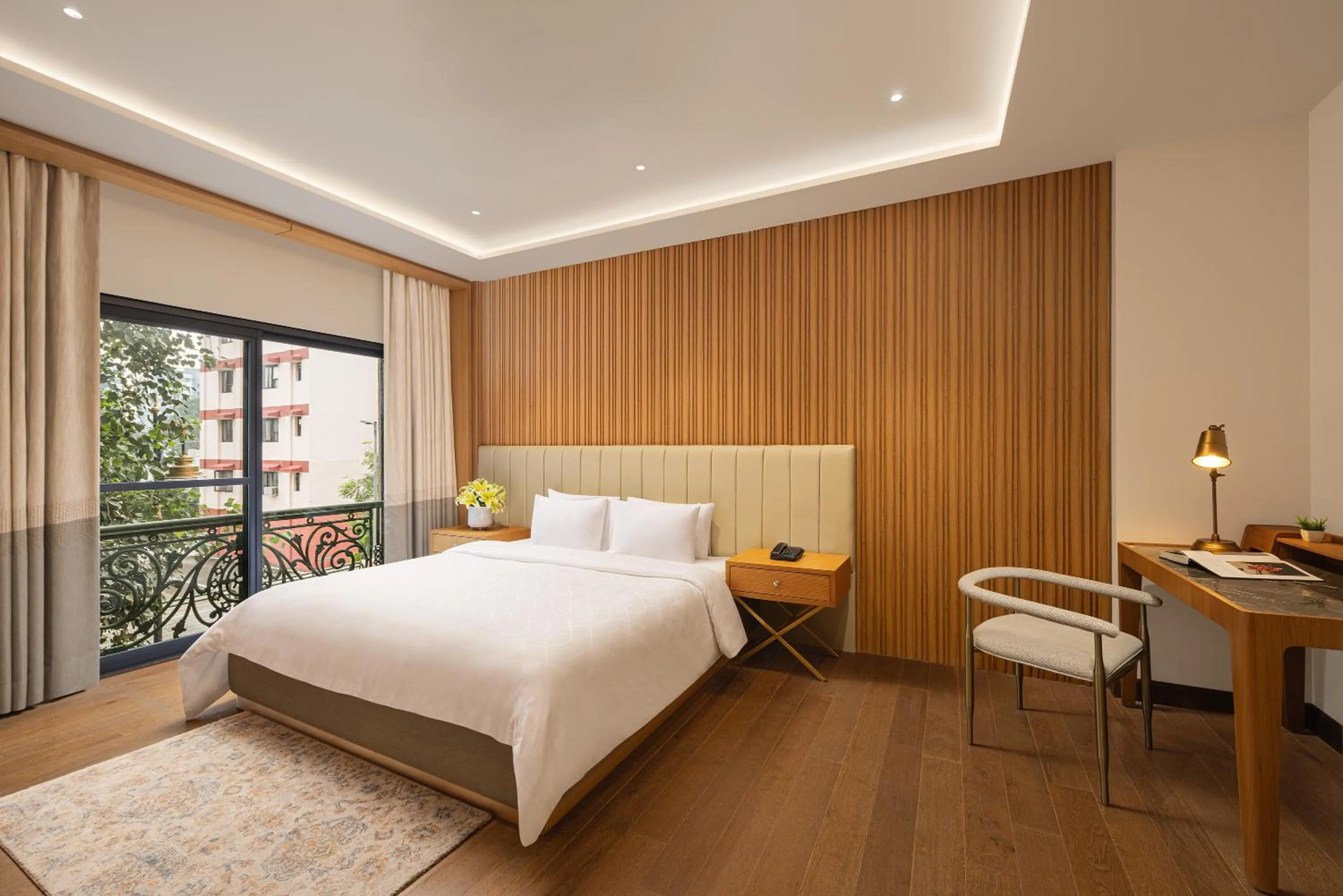 Luxe Queen Room with Balcony (Only for Domestic Guests) in Ginger Delhi, Chanakyapuri