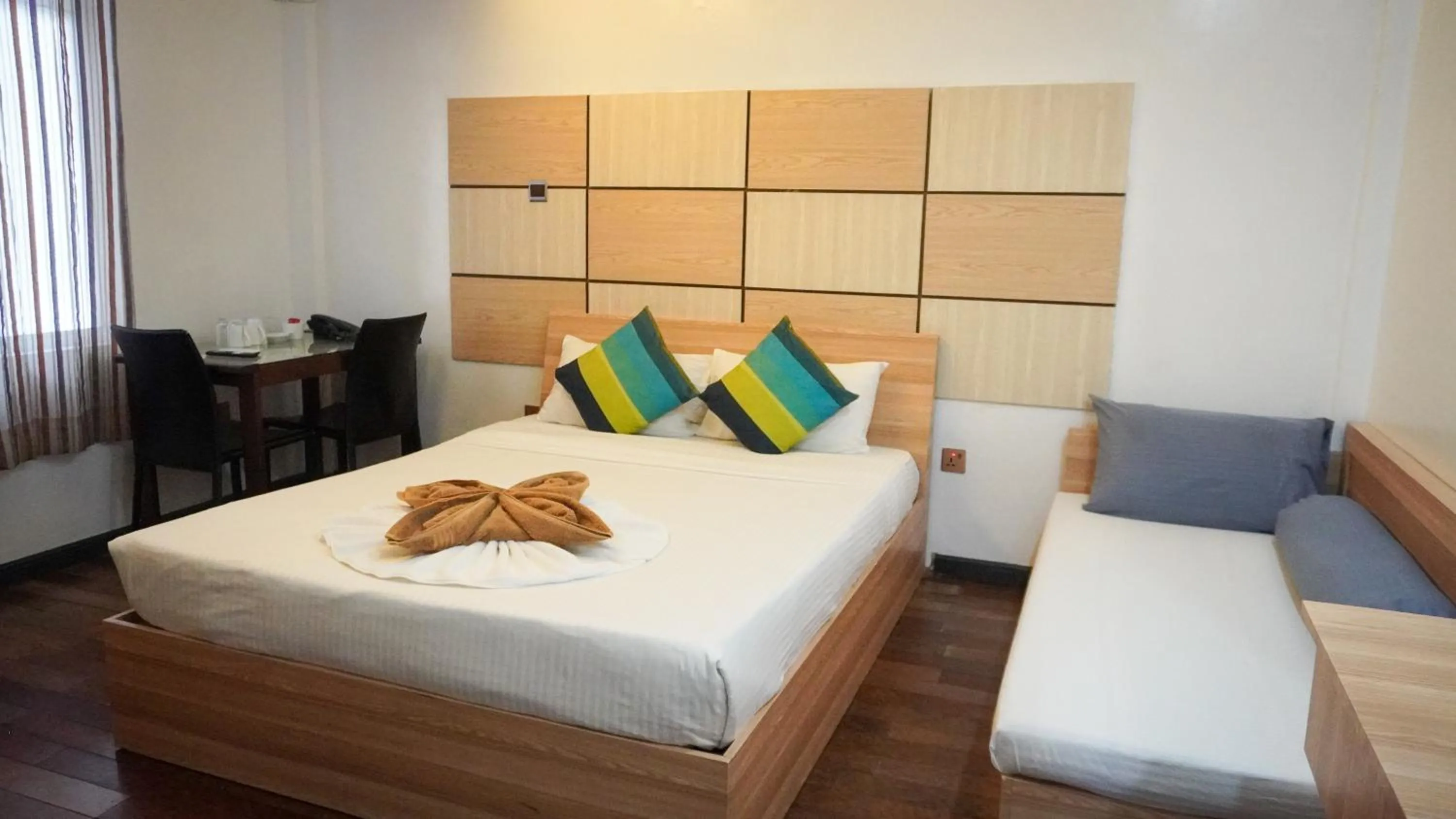 Deluxe Double Room - single occupancy in Ripple Beach Inn