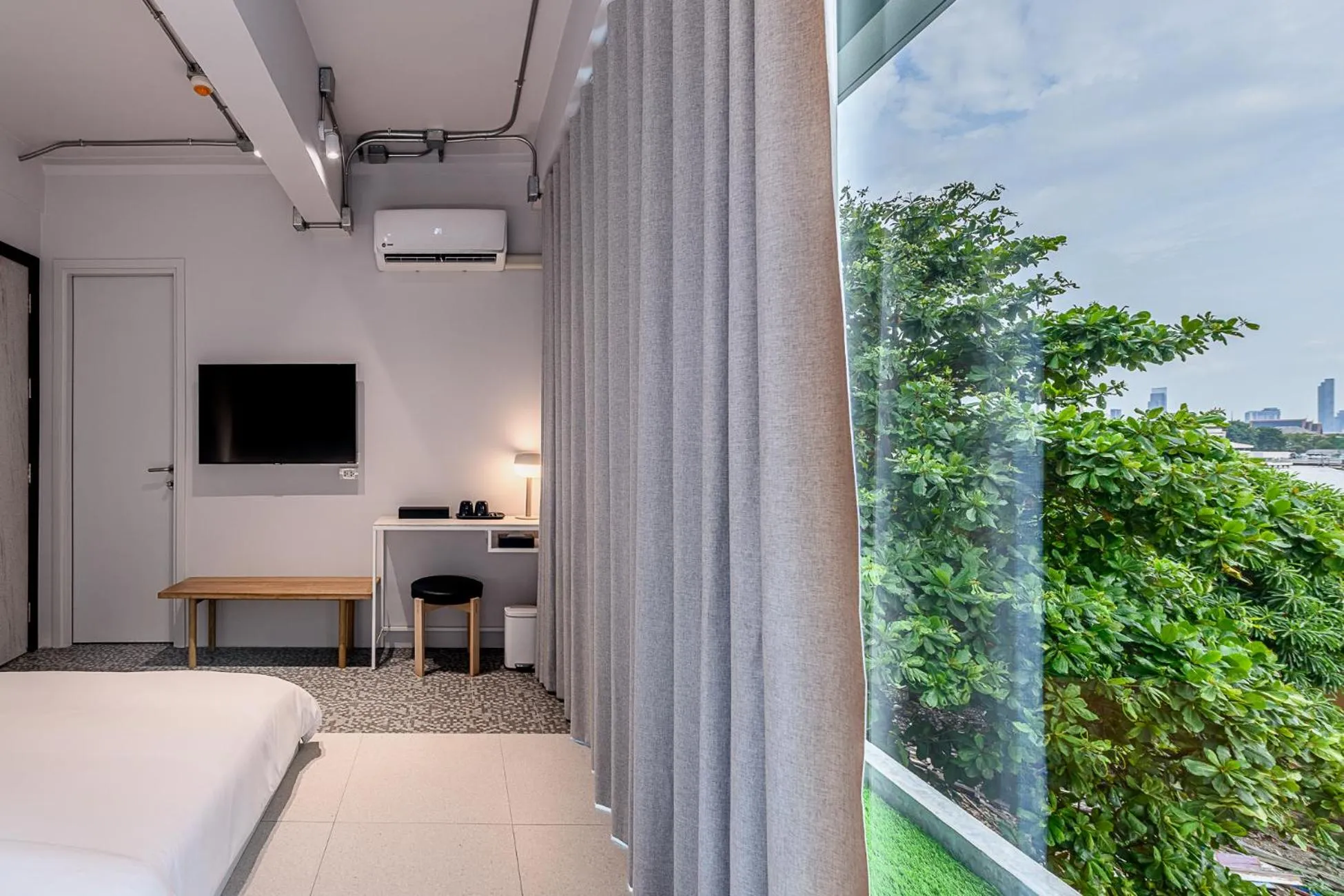 Wanglang River Deluxe - single occupancy in Mowa Bangkok