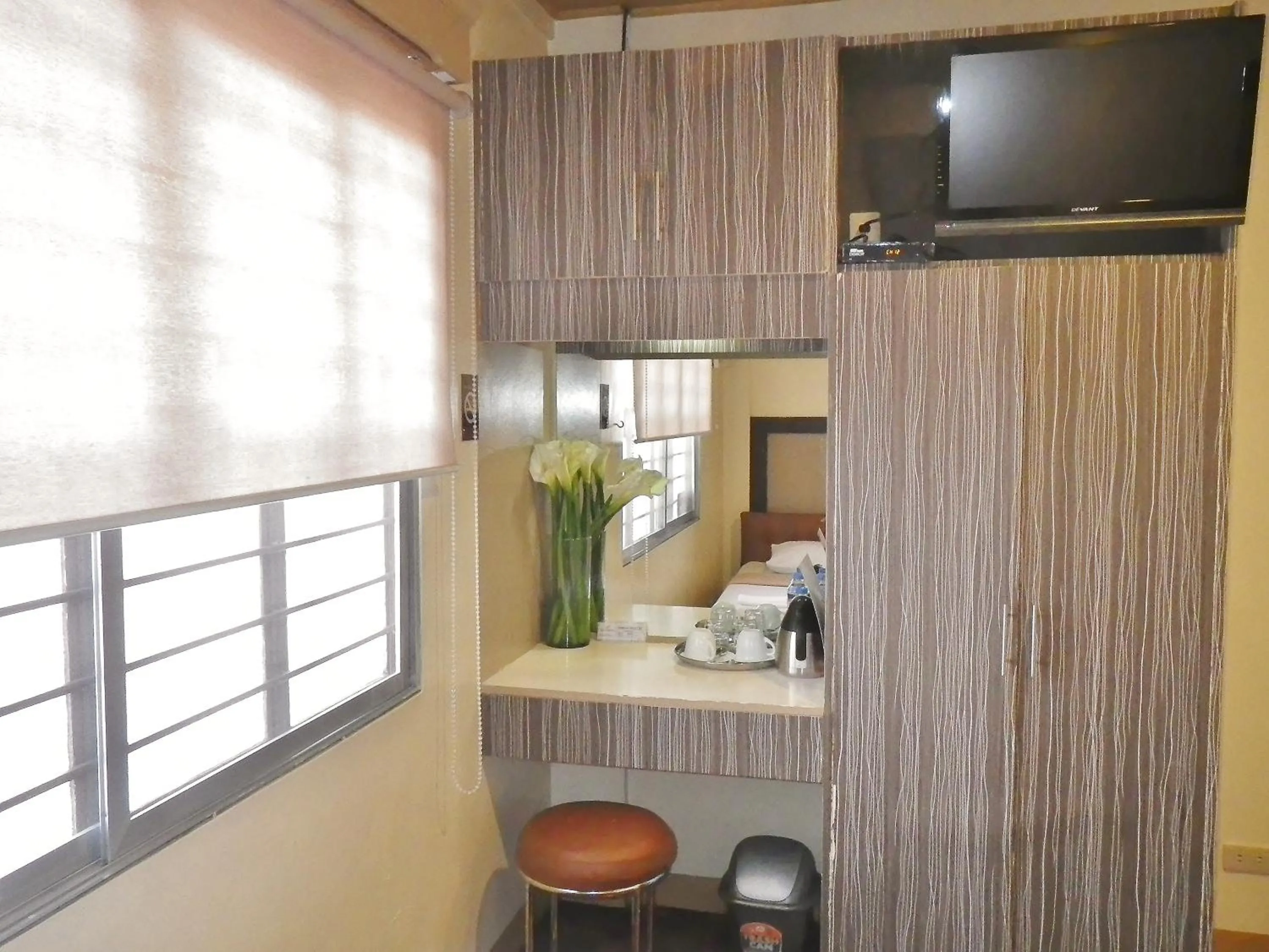 Deluxe Double Room in Baguio Holiday Villas