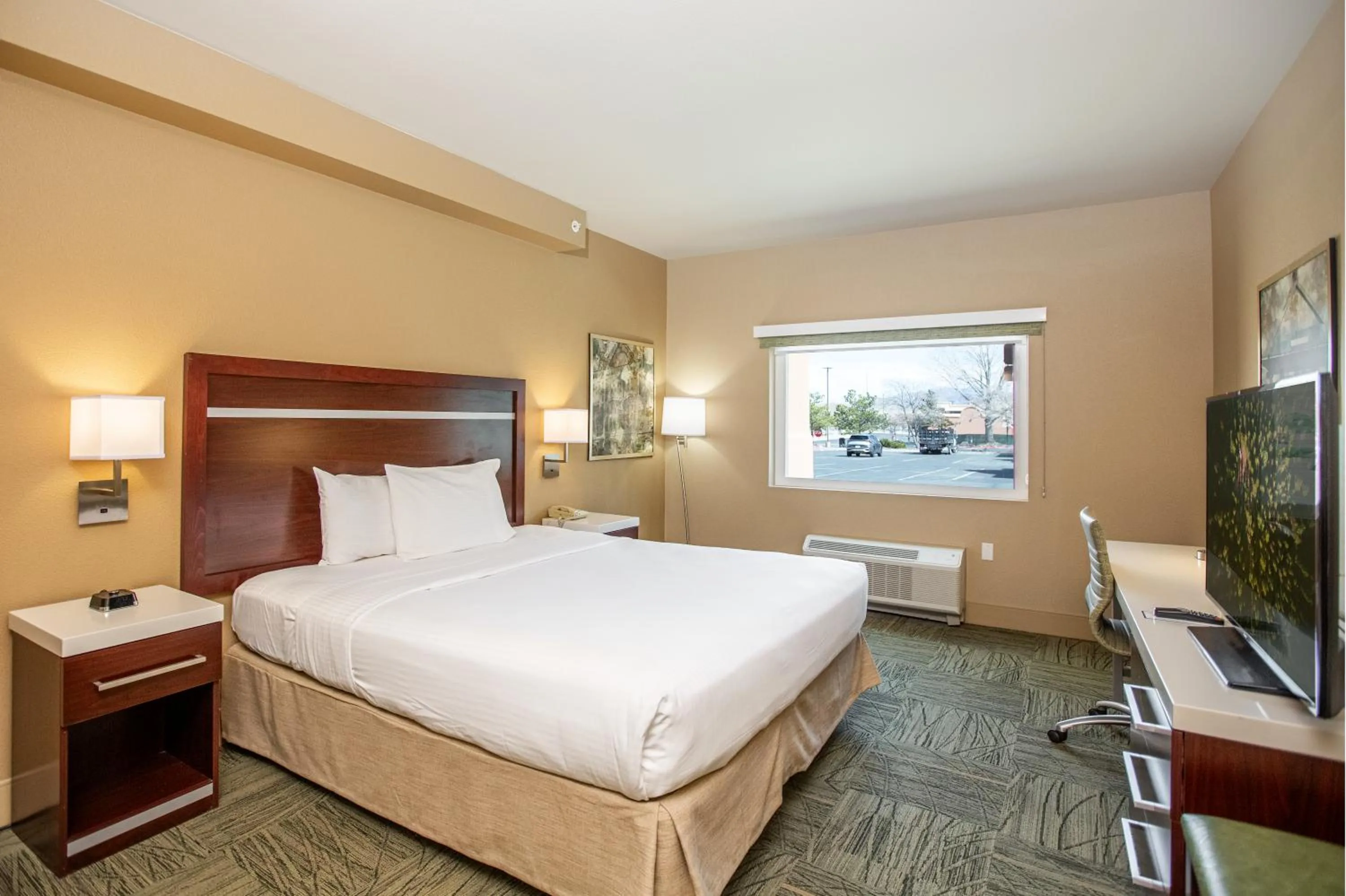 Deluxe Single Room in Gold Dust West