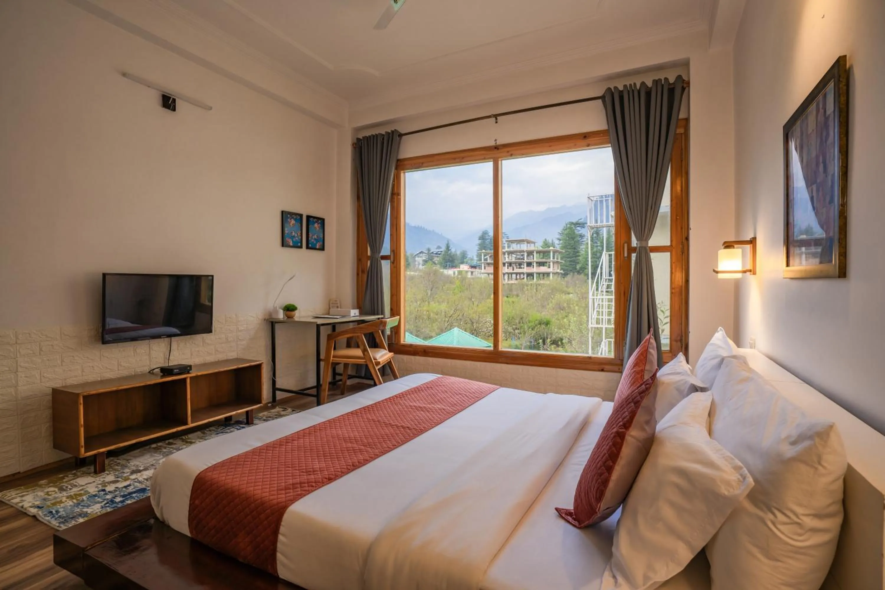 Deluxe Room in Alt Life Manali, Old Manali