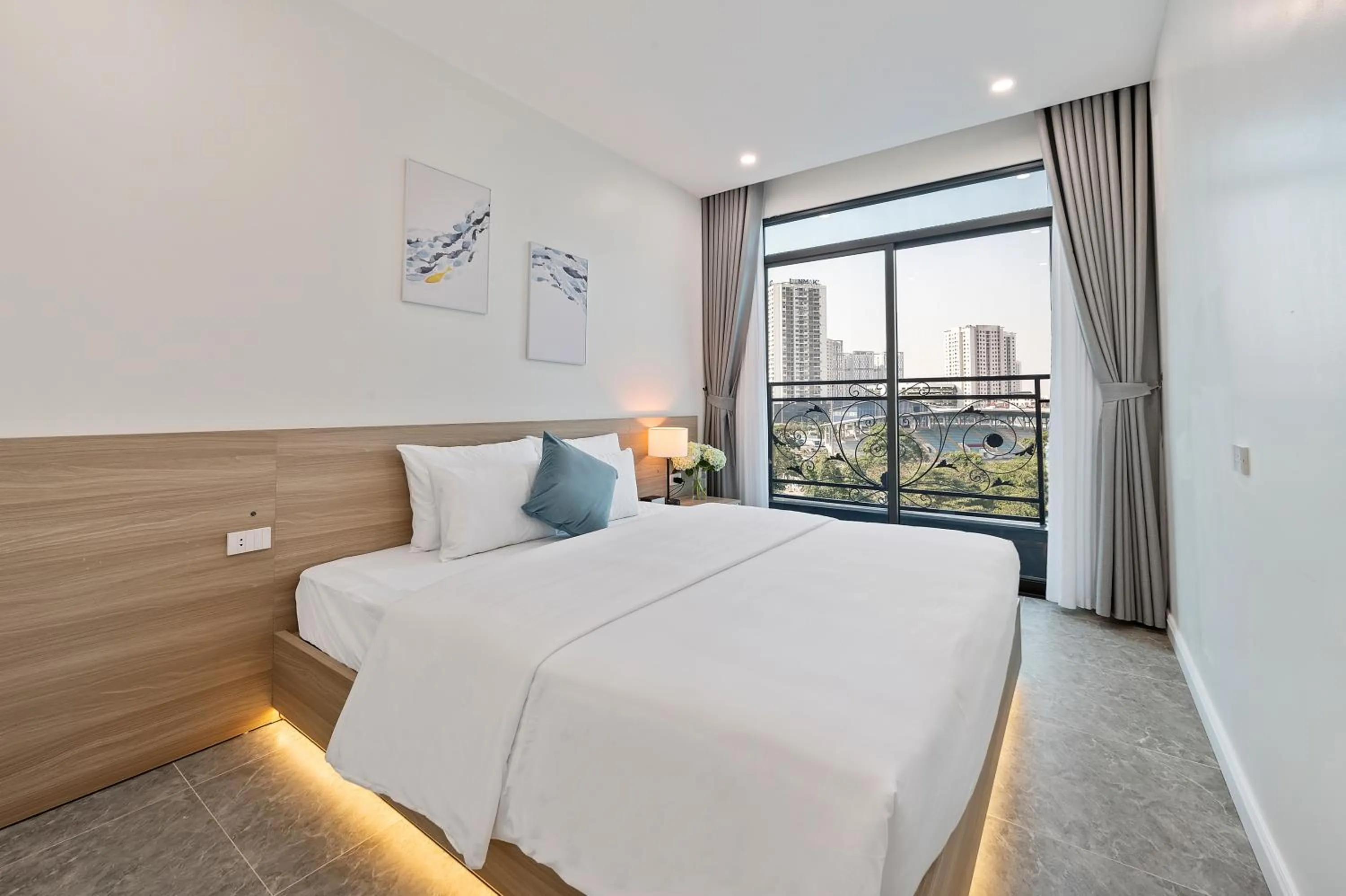 Two-Bedroom Apartment with City View in 22Land Cosmos Hotel