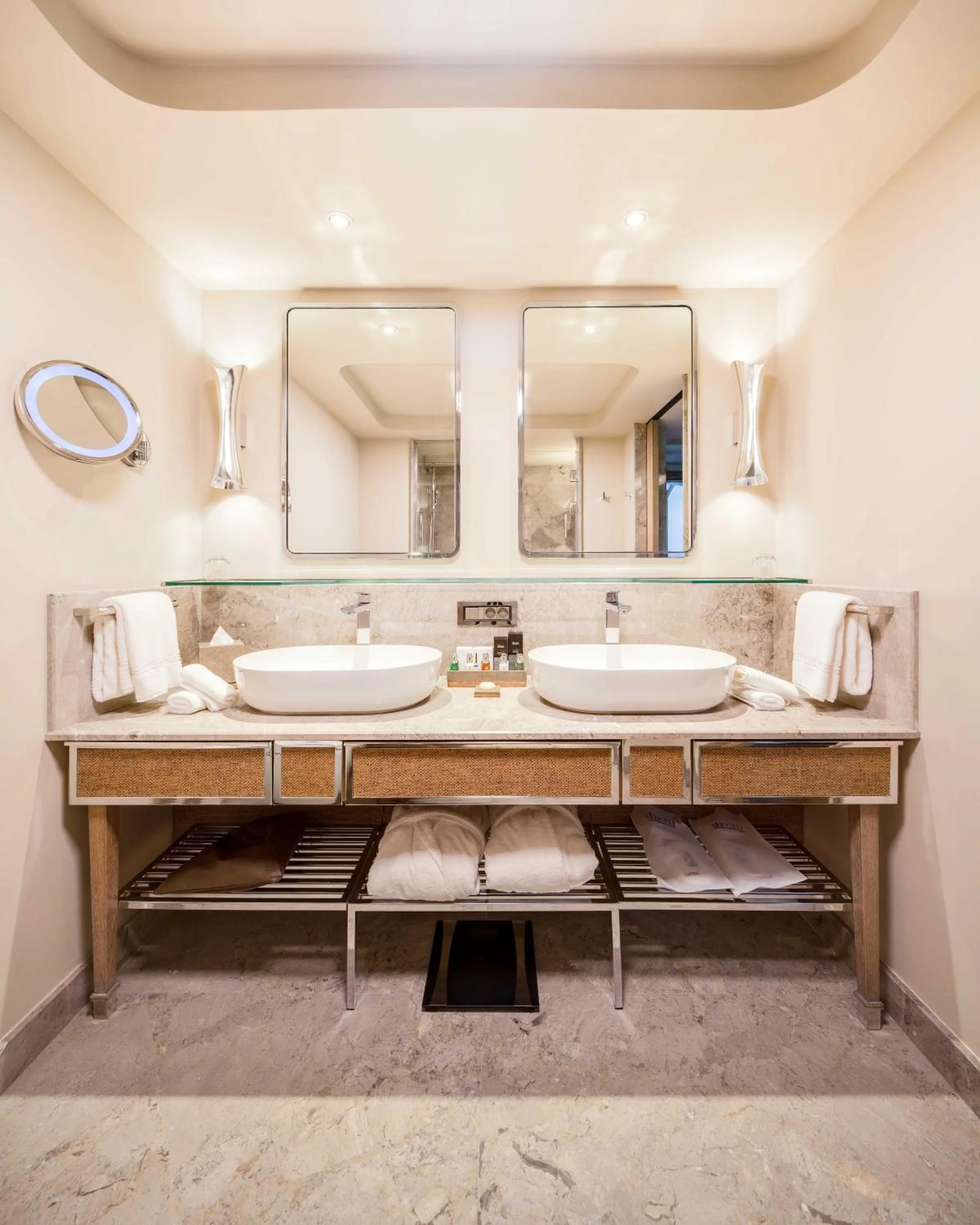 Suite with Sea View - single occupancy in Divan Bodrum Palmira