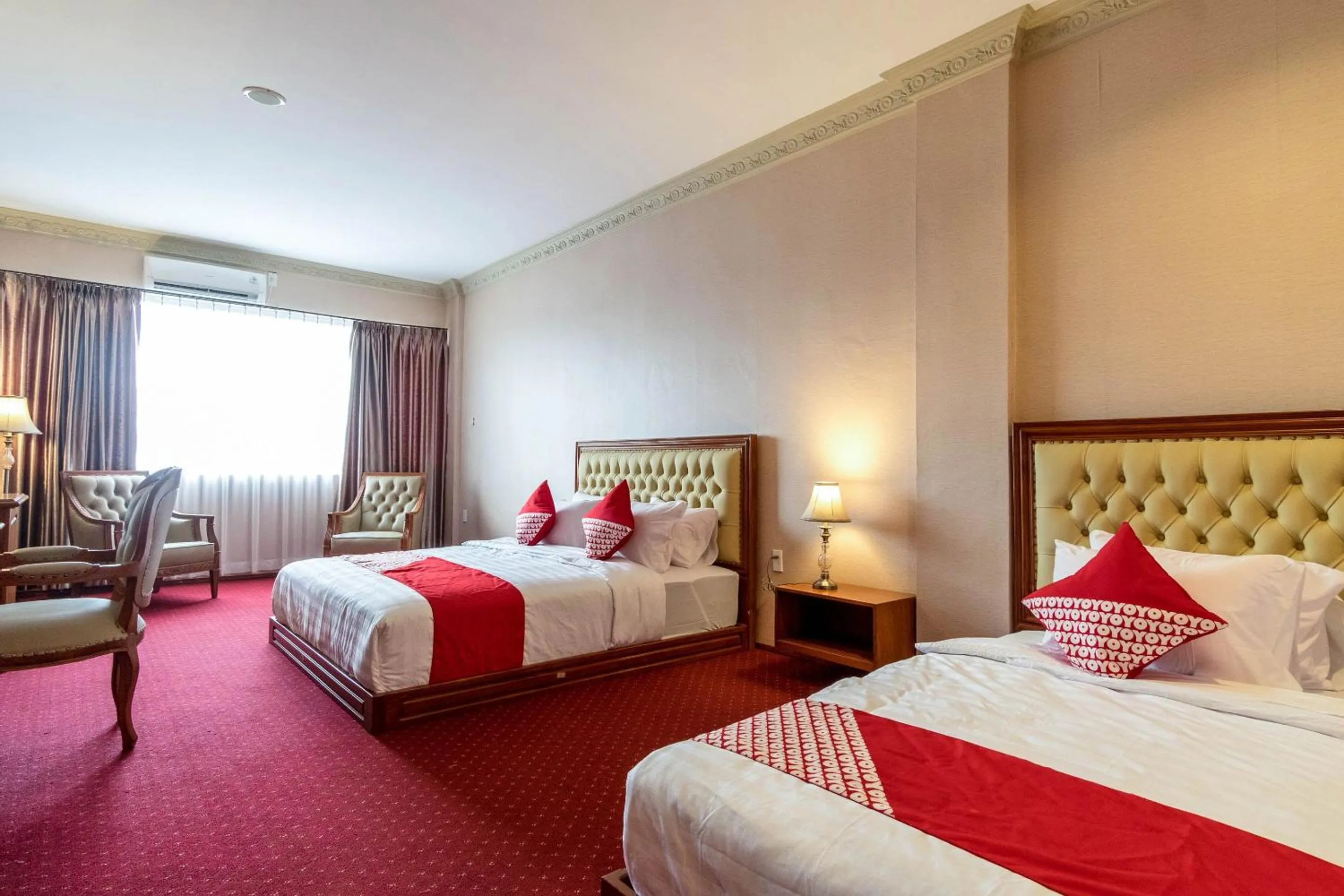 Superior Suite in Capital O 293 Mutiara Hijau Suites Syariah
