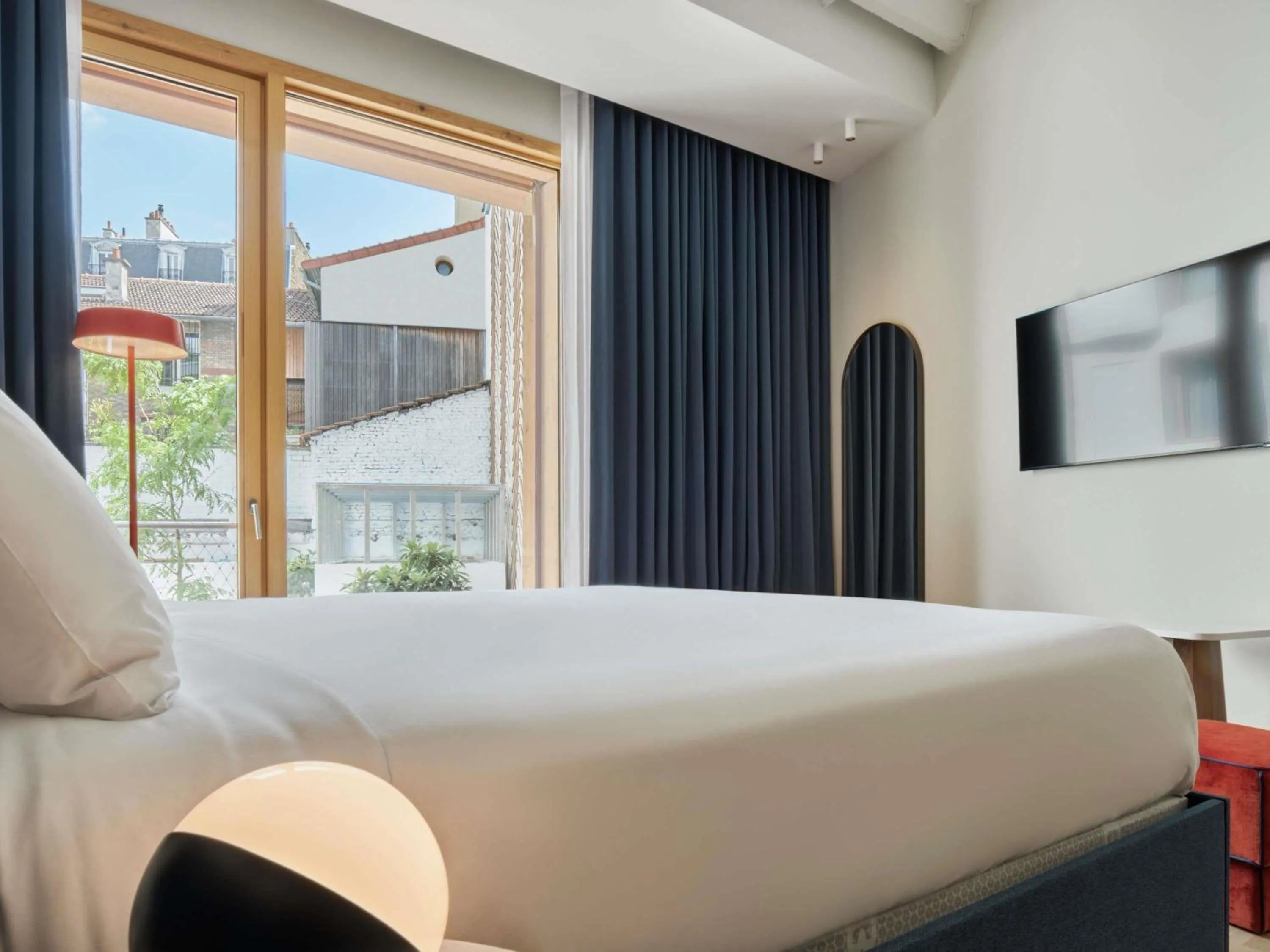 Essential Room in TRIBE Paris Pantin