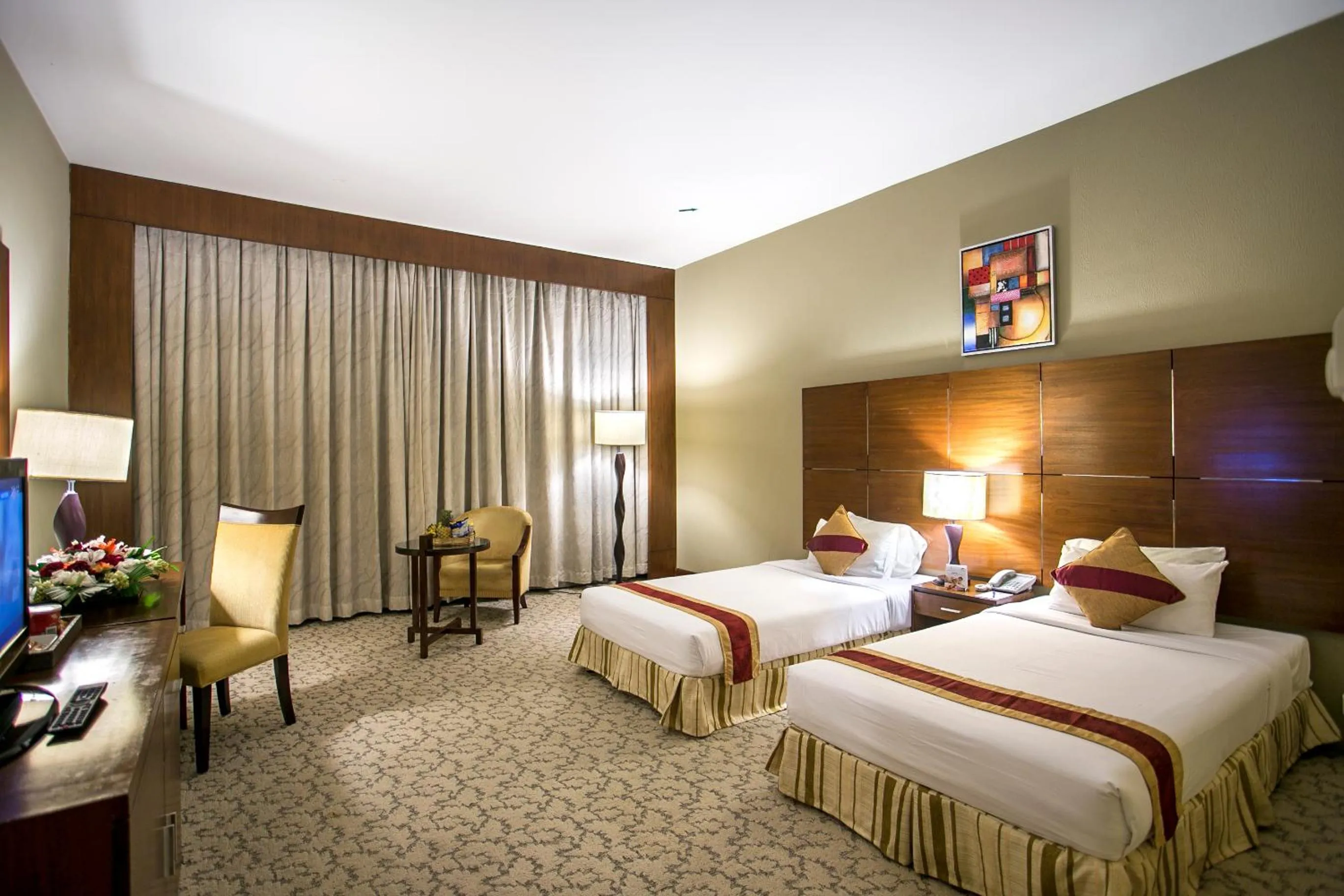 Deluxe Twin Room in Rose View Hotel