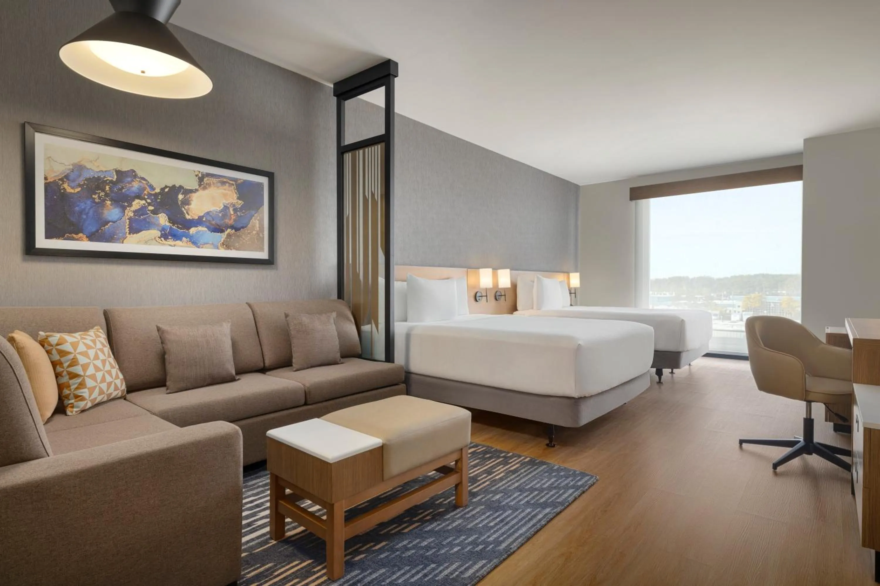 Queen Room with Two Queen Beds and Sofa Bed - High Floor in Hyatt Place Windsor