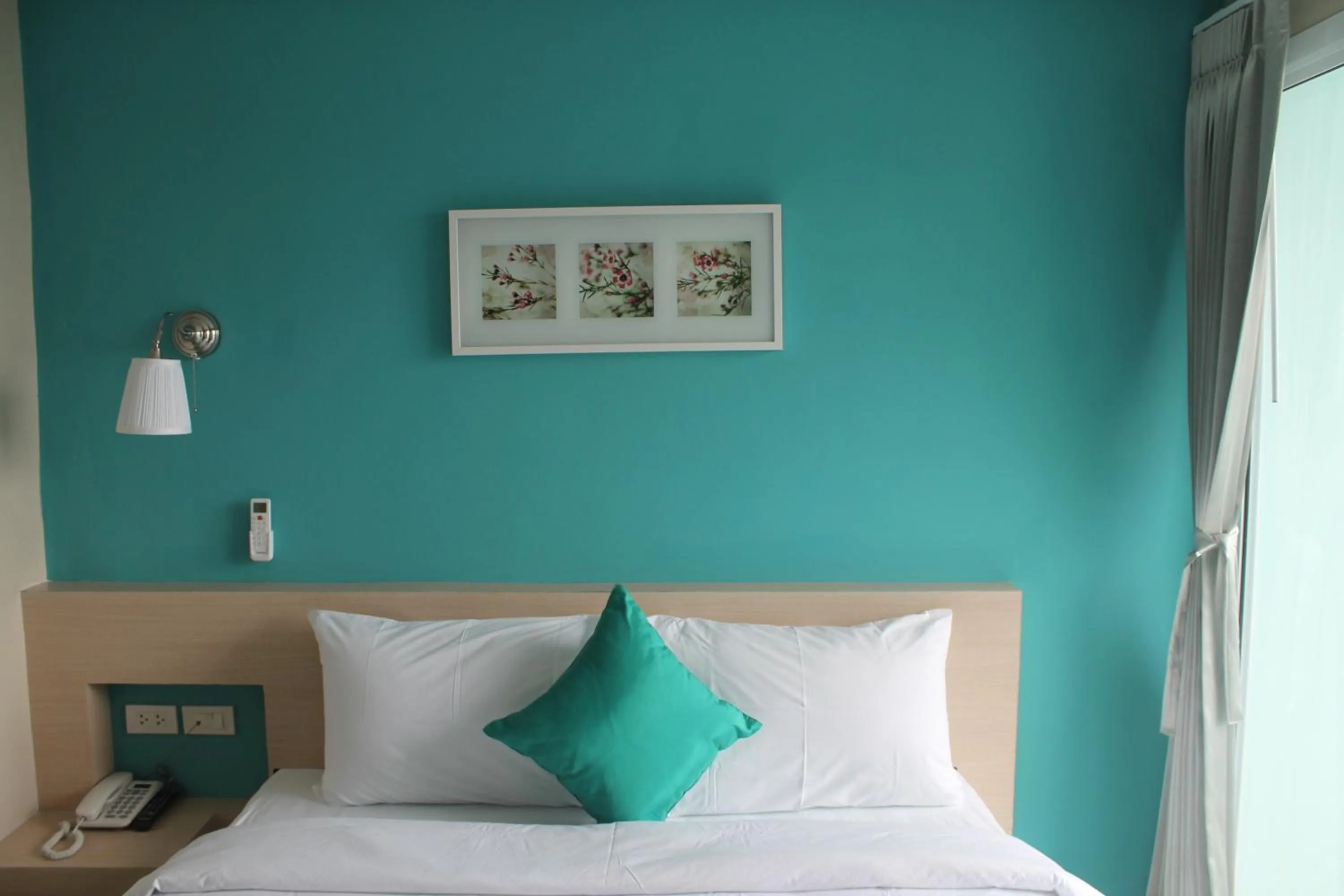 Standard Double Room in V-Ocean Palace