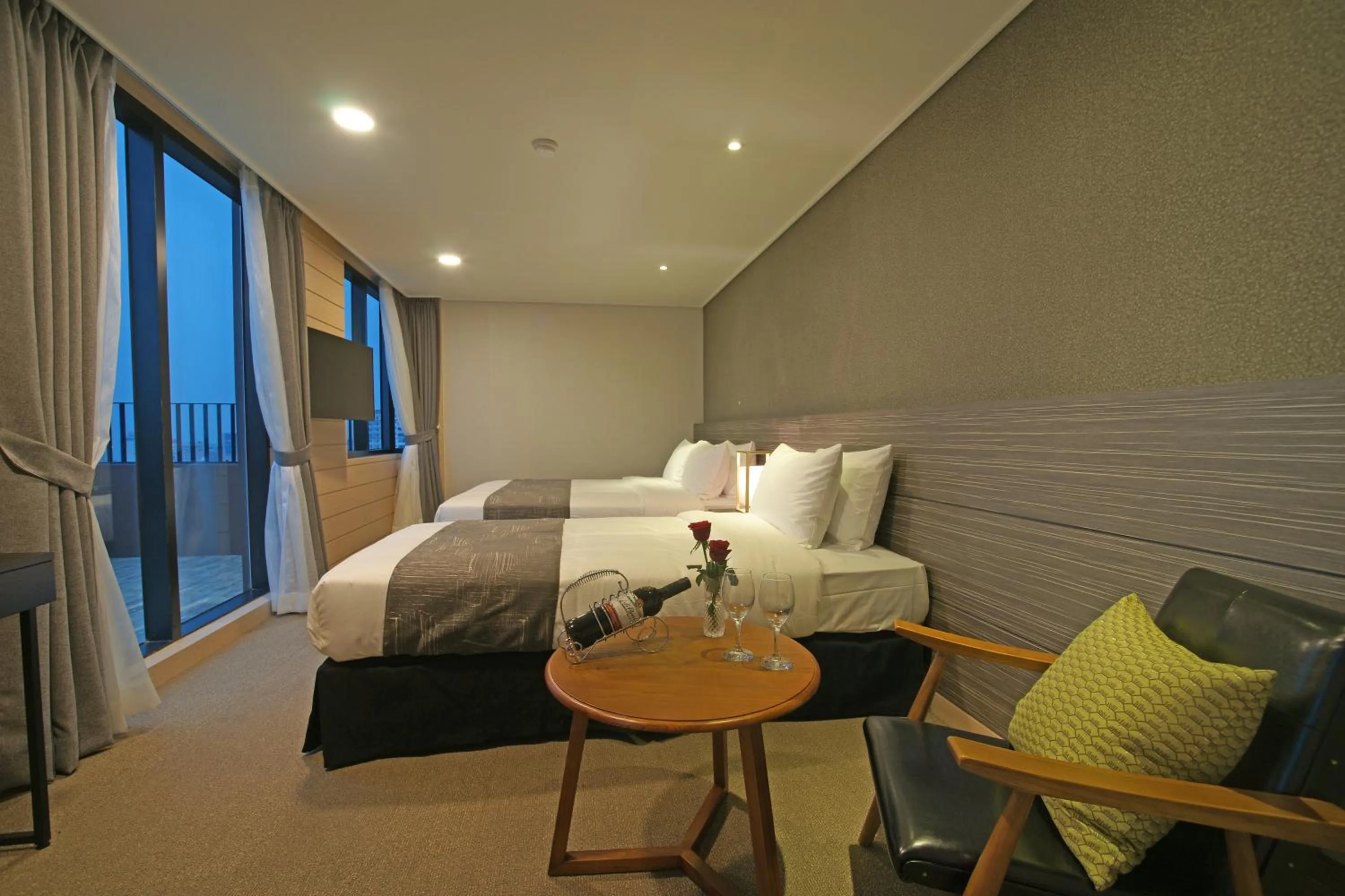 Family Room with Terrace in I-Jin Hotel