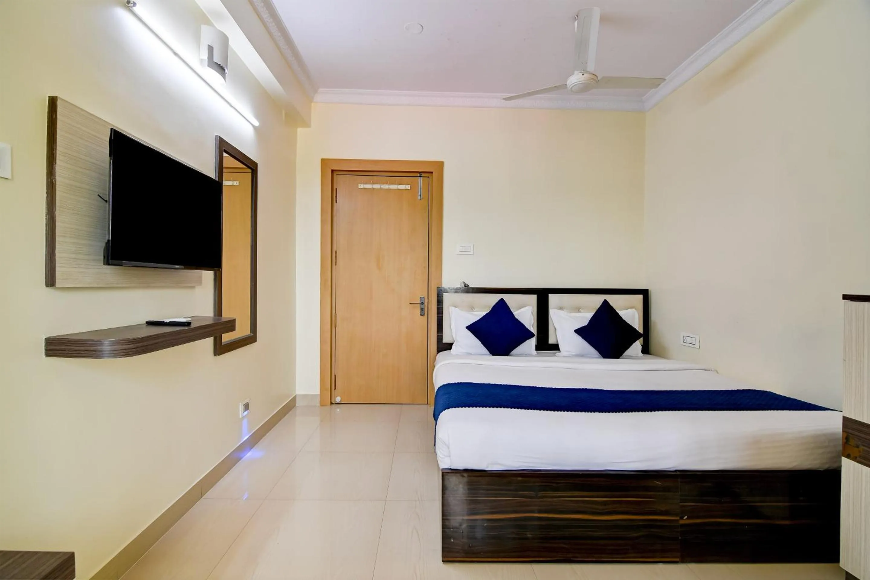 Economy Double Room in Hotel Nilachal