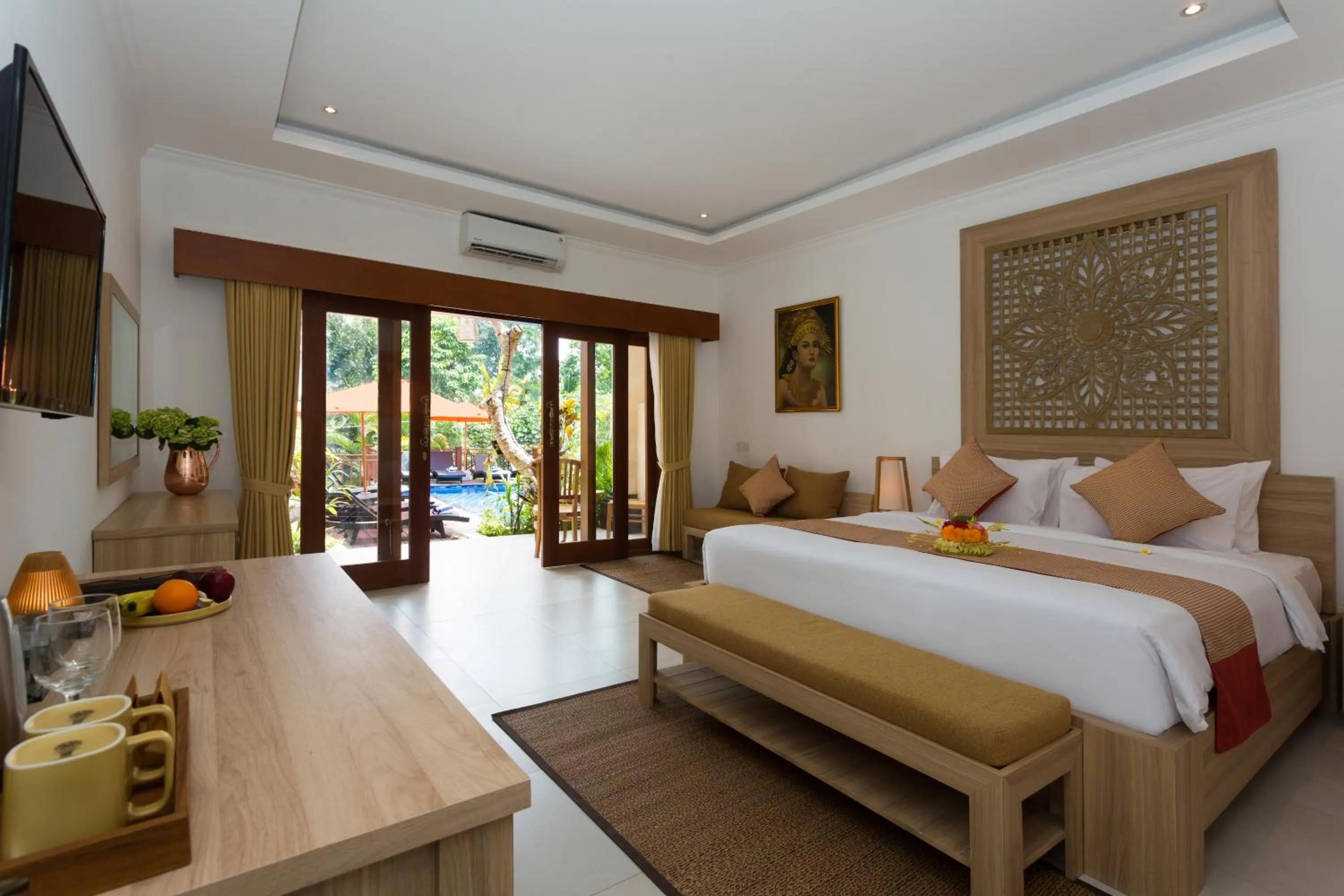 Deluxe Room with Pool View in Puri Payogan Villa