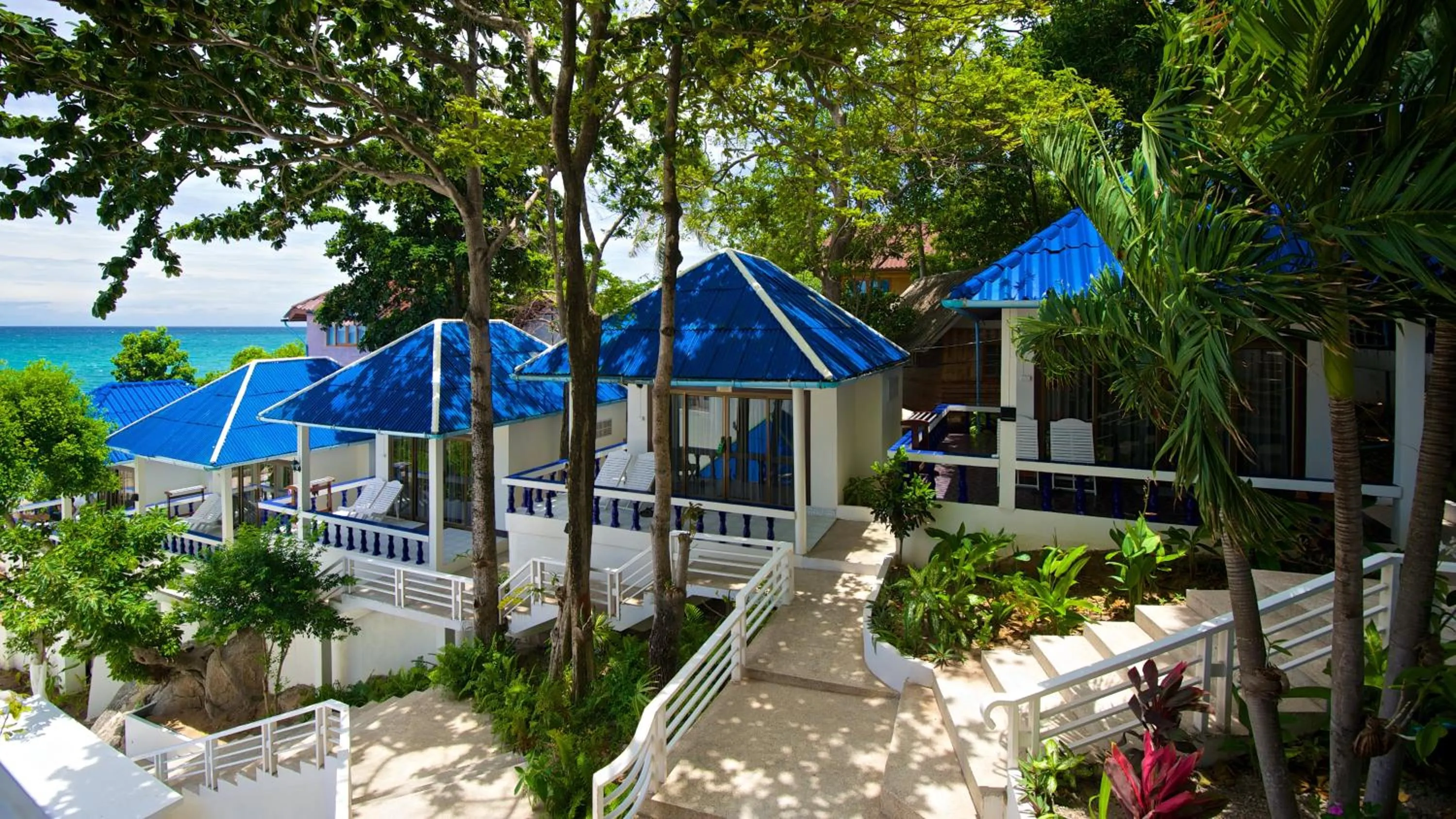 Double or Twin Room with Garden View in Simple Life Talay & Divers Resort