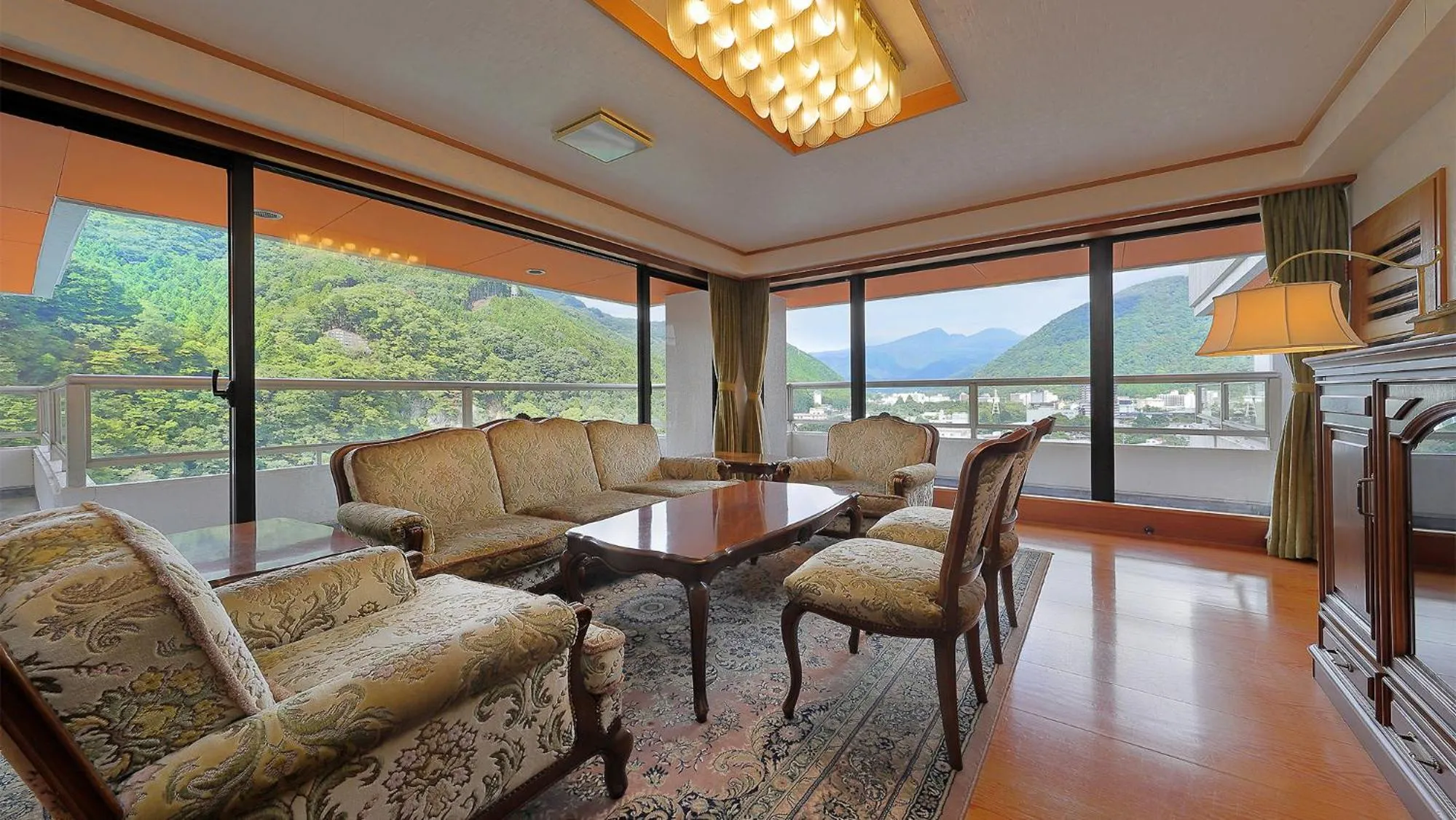 Luxury Quadruple Room in Hotel Sunshine Kinugawa