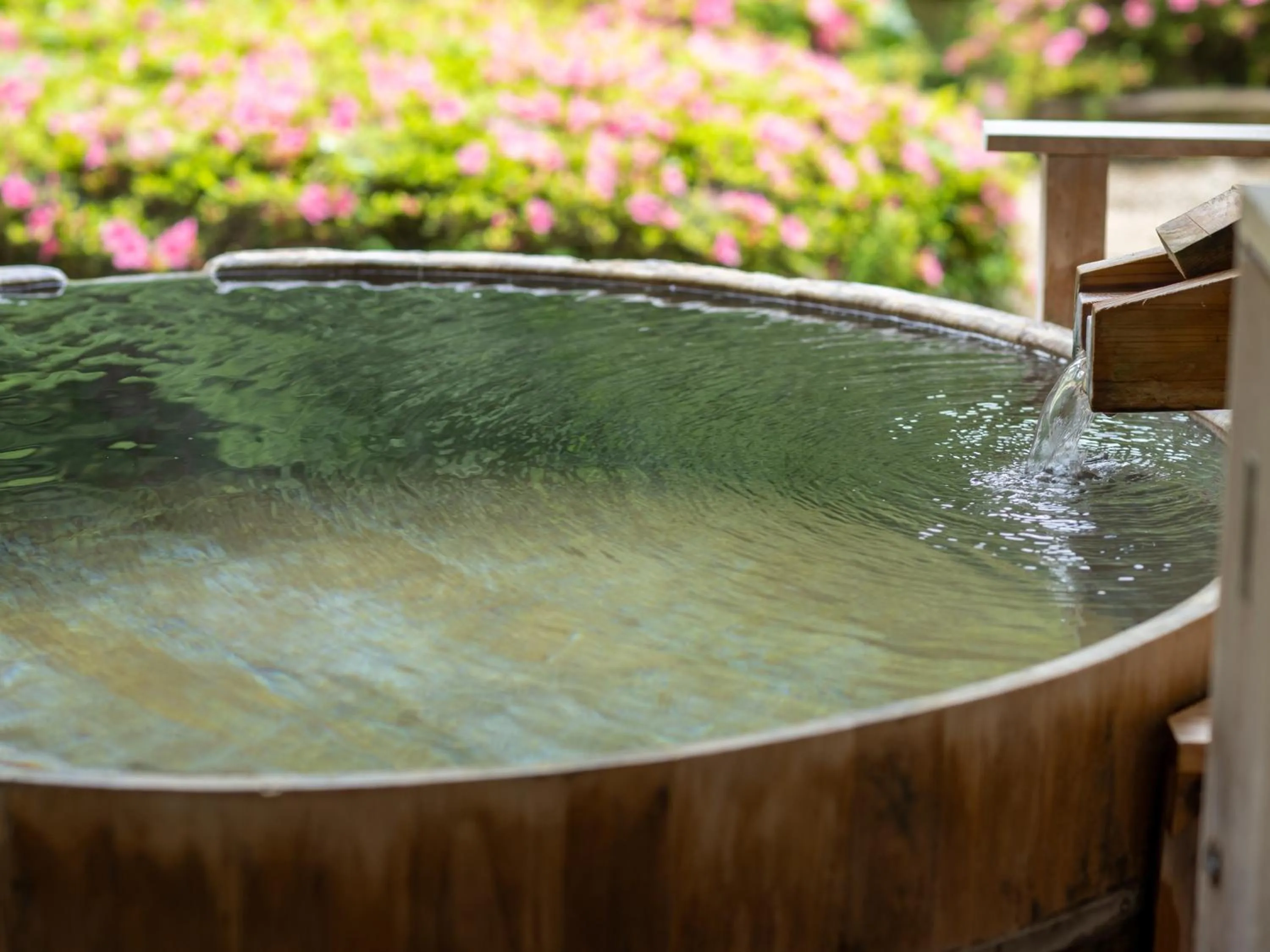 Japanese-Style Room with Open-Air Bath - Non-Smoking in Yoshikawaya