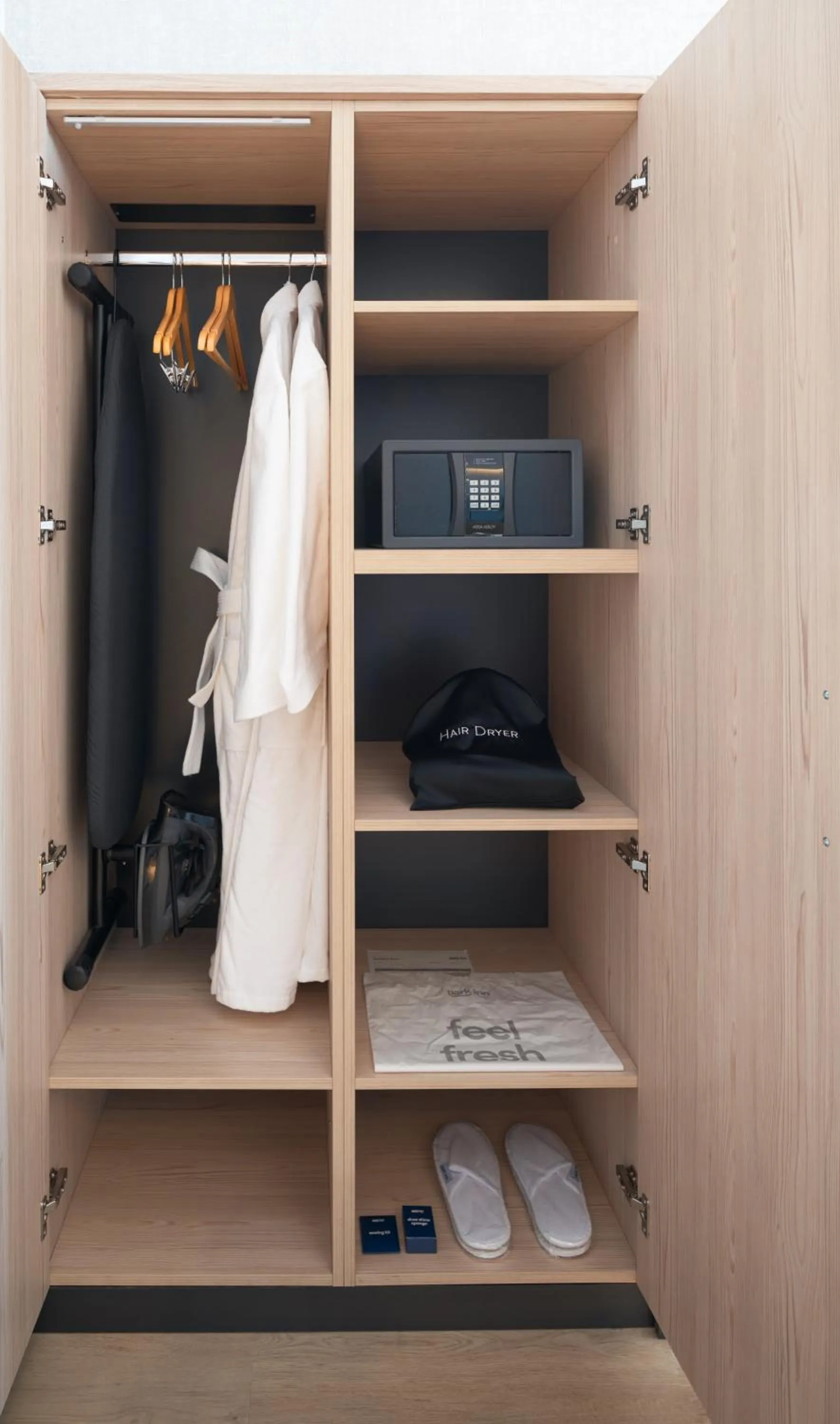 Family Stay - Two Connected Apartments with City View in Park Inn by Radisson Hotel & Apartments Kuwait