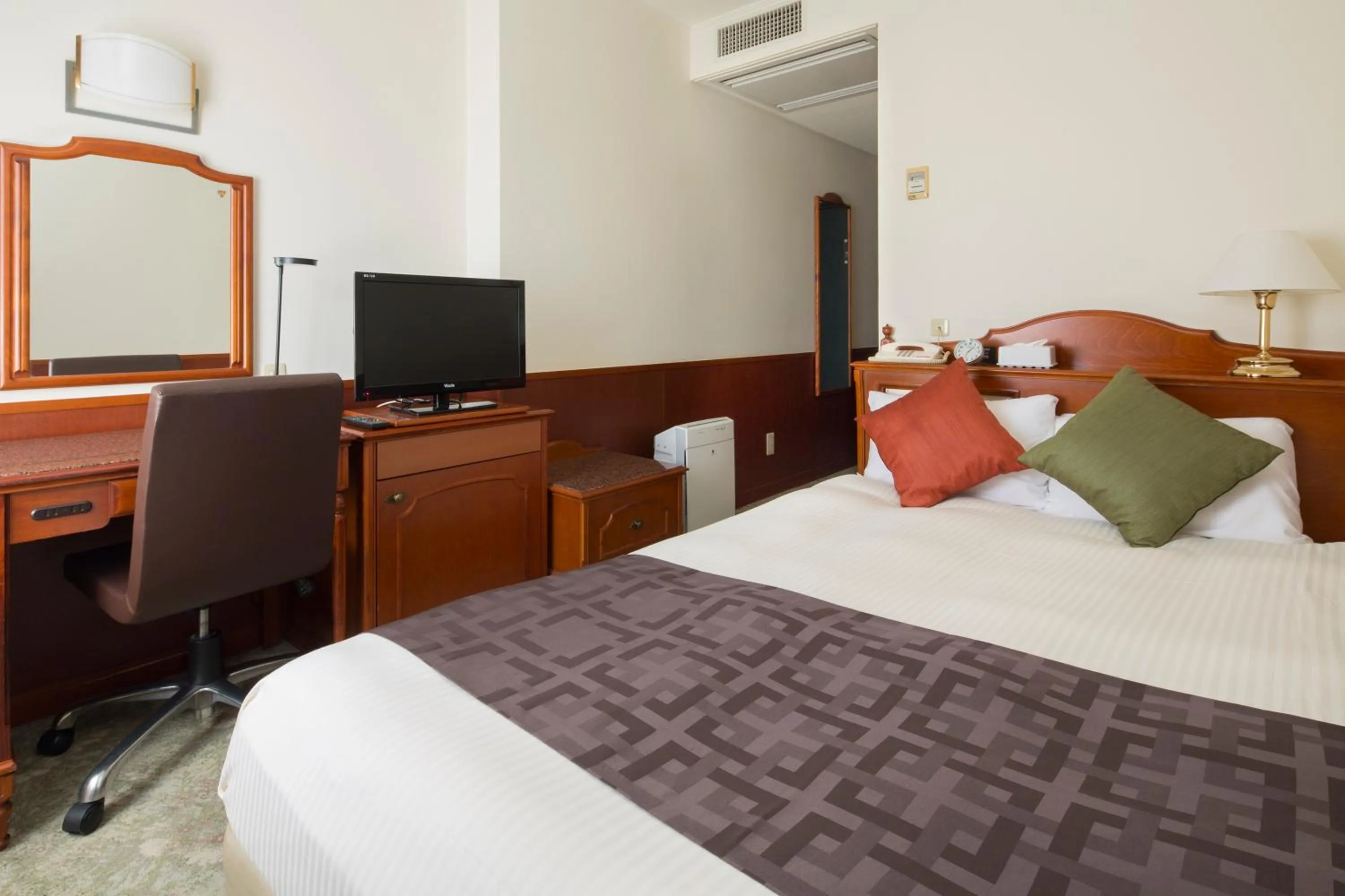 Small Double Room - Non-Smoking in Premier Hotel -CABIN- Asahikawa