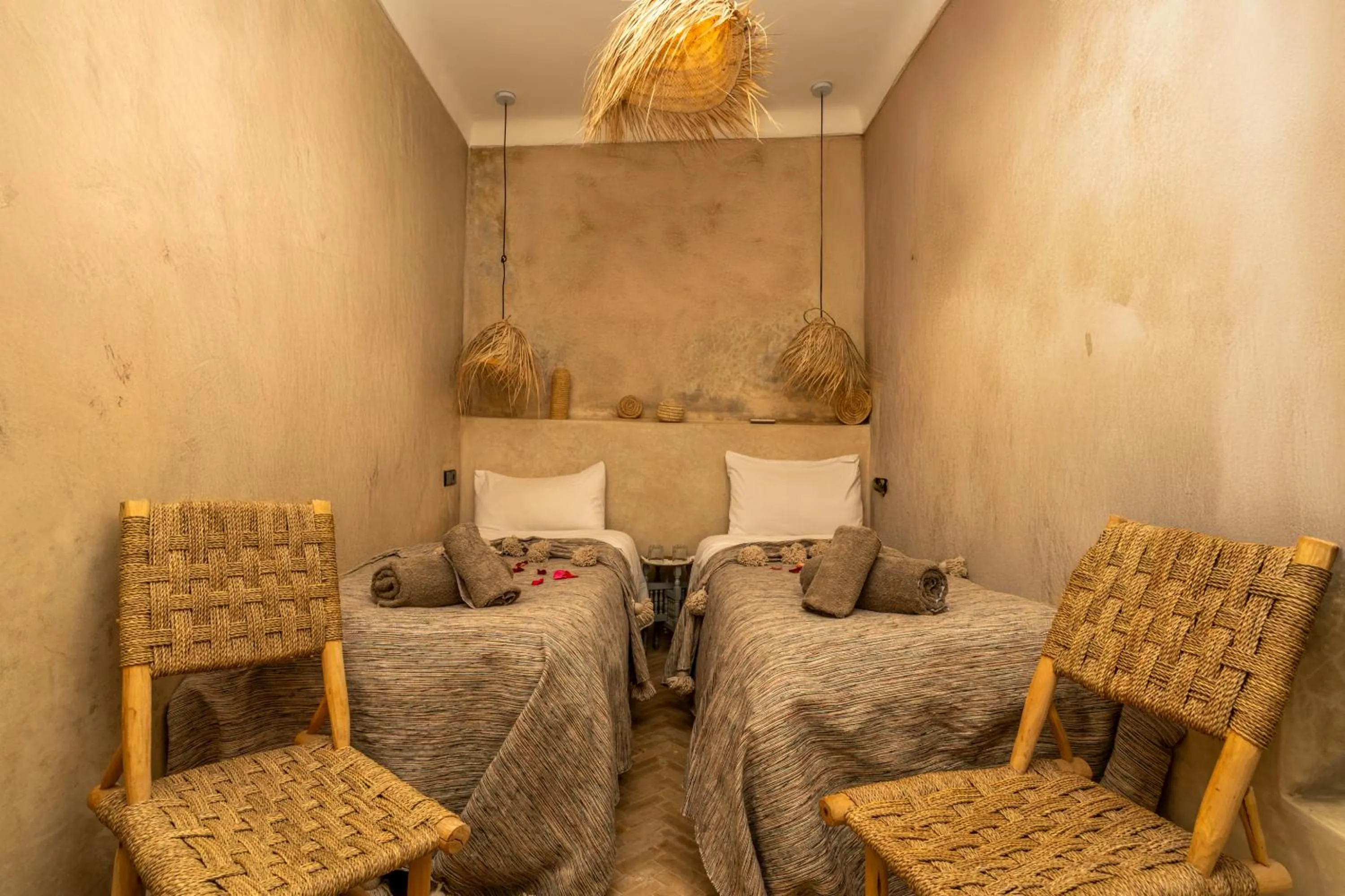 Superior Twin Room in Riad Nafora