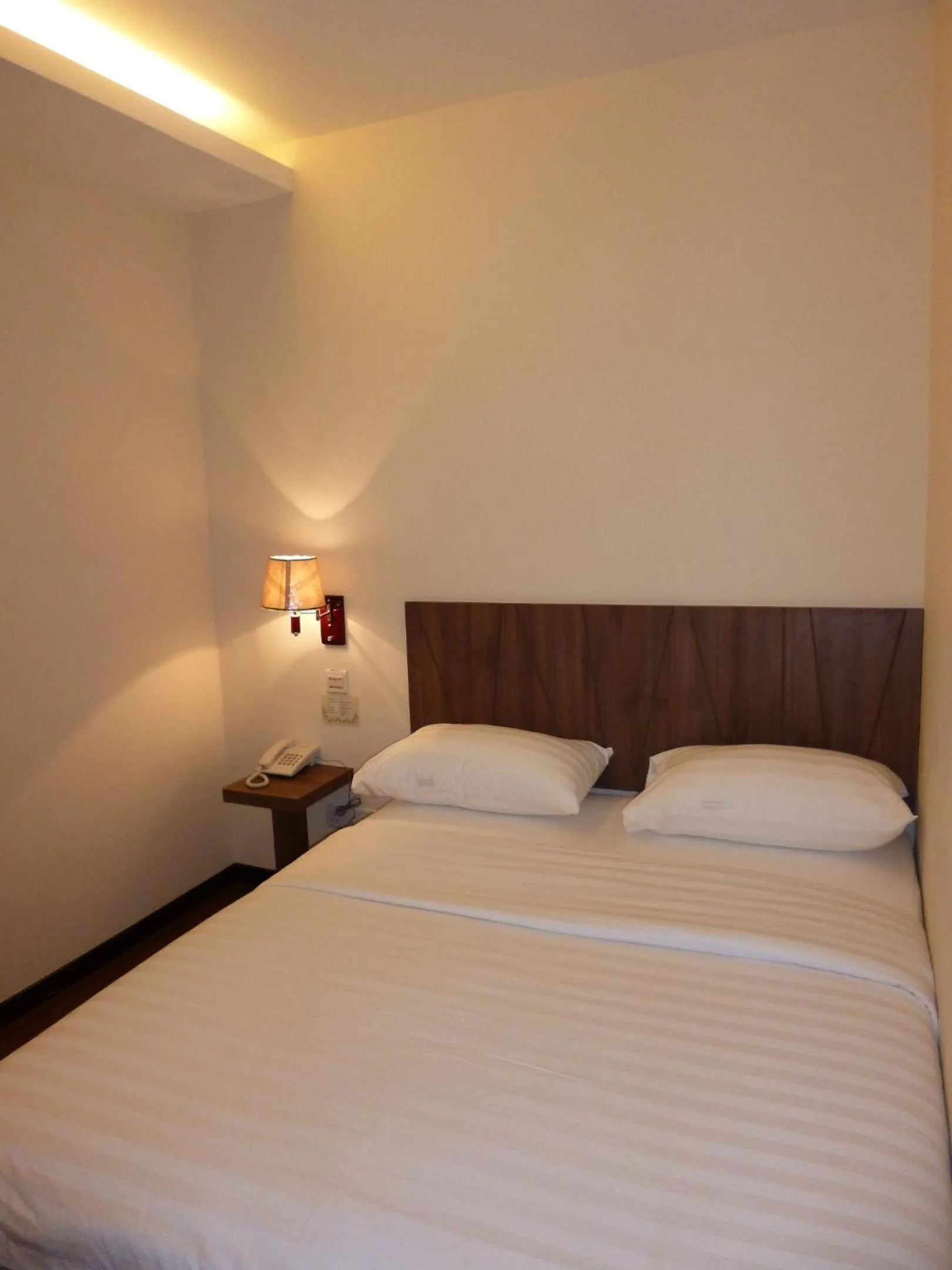 Queen Room in 9 Square Hotel - Bandar Baru Bangi