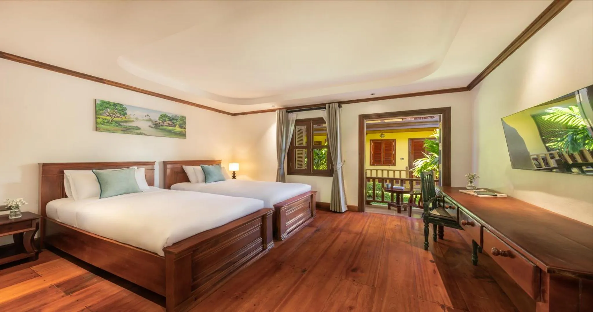 Deluxe Garden View with Bathtub  (24 Hours Use of Room) in U Luang Prabang