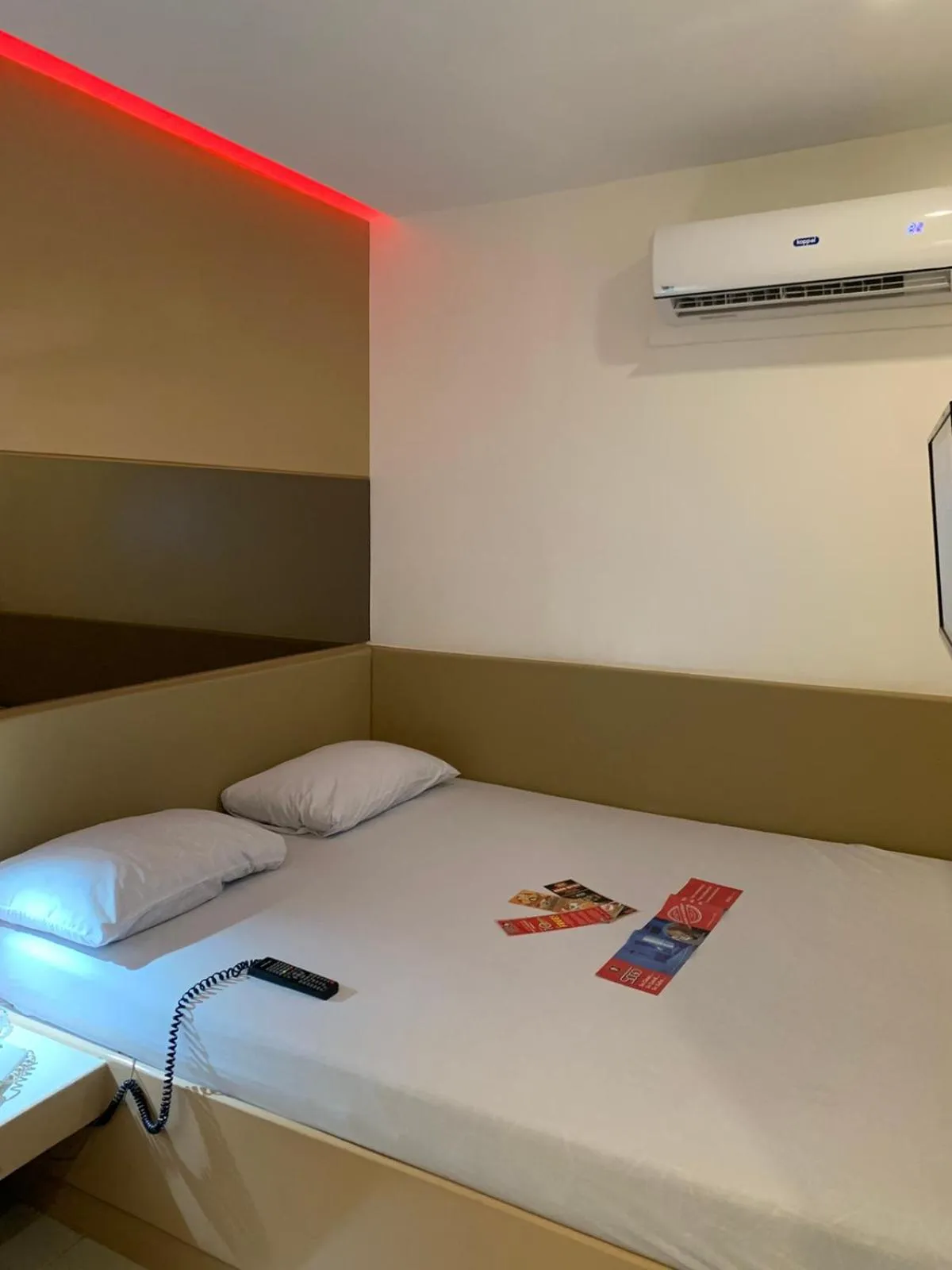 Deluxe Room in Hotel Sogo Bacoor