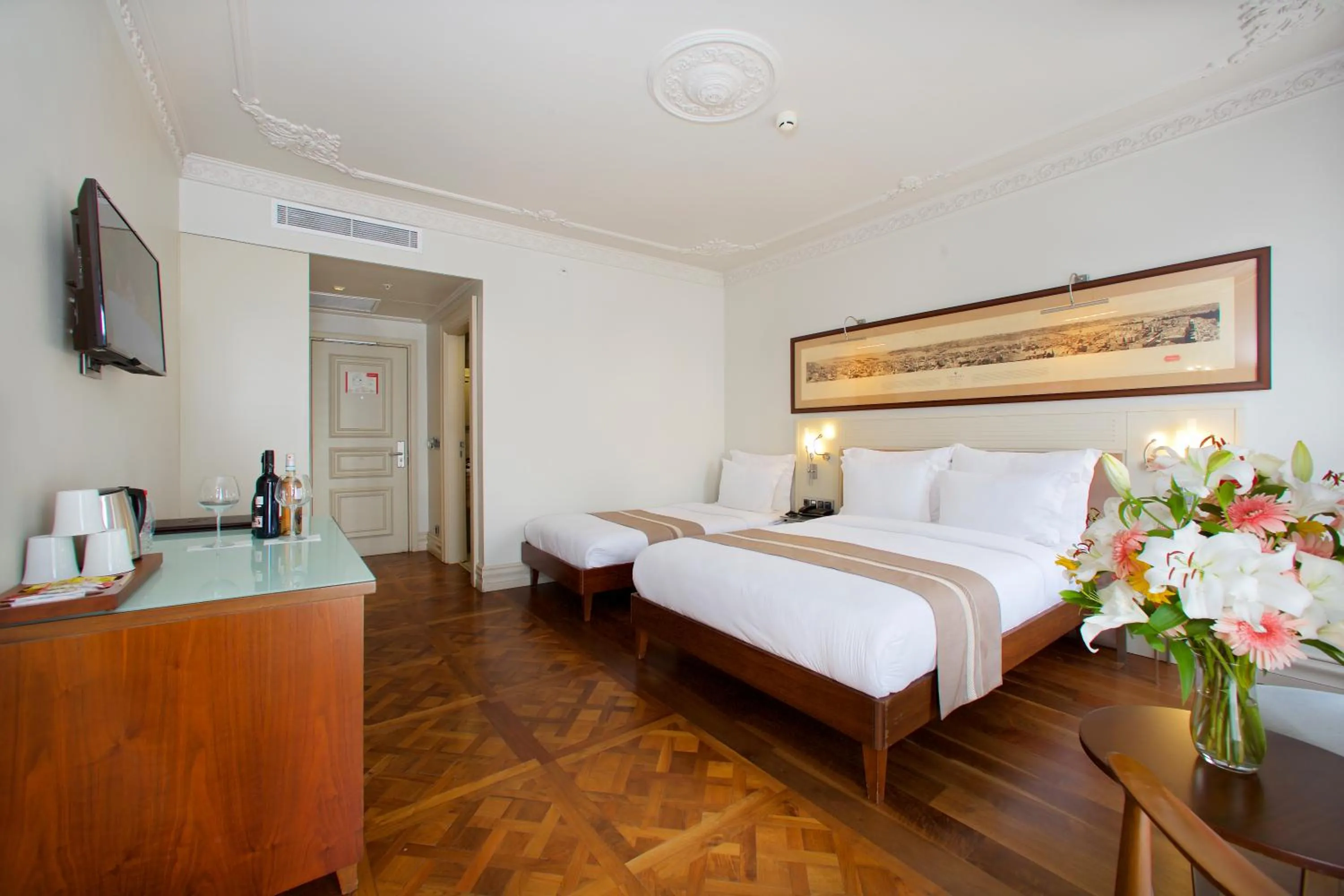 Comfort Triple Room in Taxim Lounge Hotel Special Category