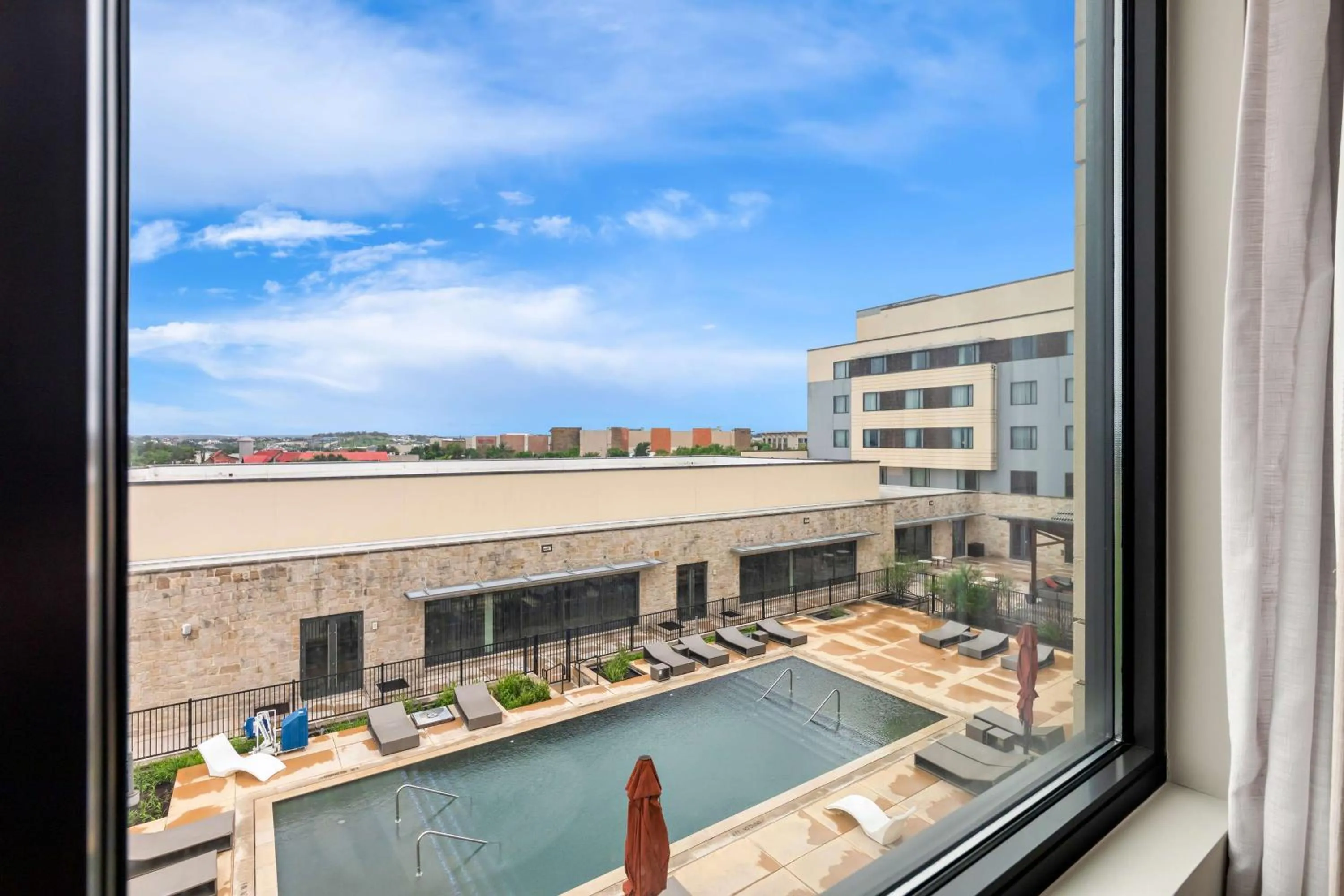 Deluxe Two Queens with Pool View in Sonesta Bee Cave Austin Hill Country