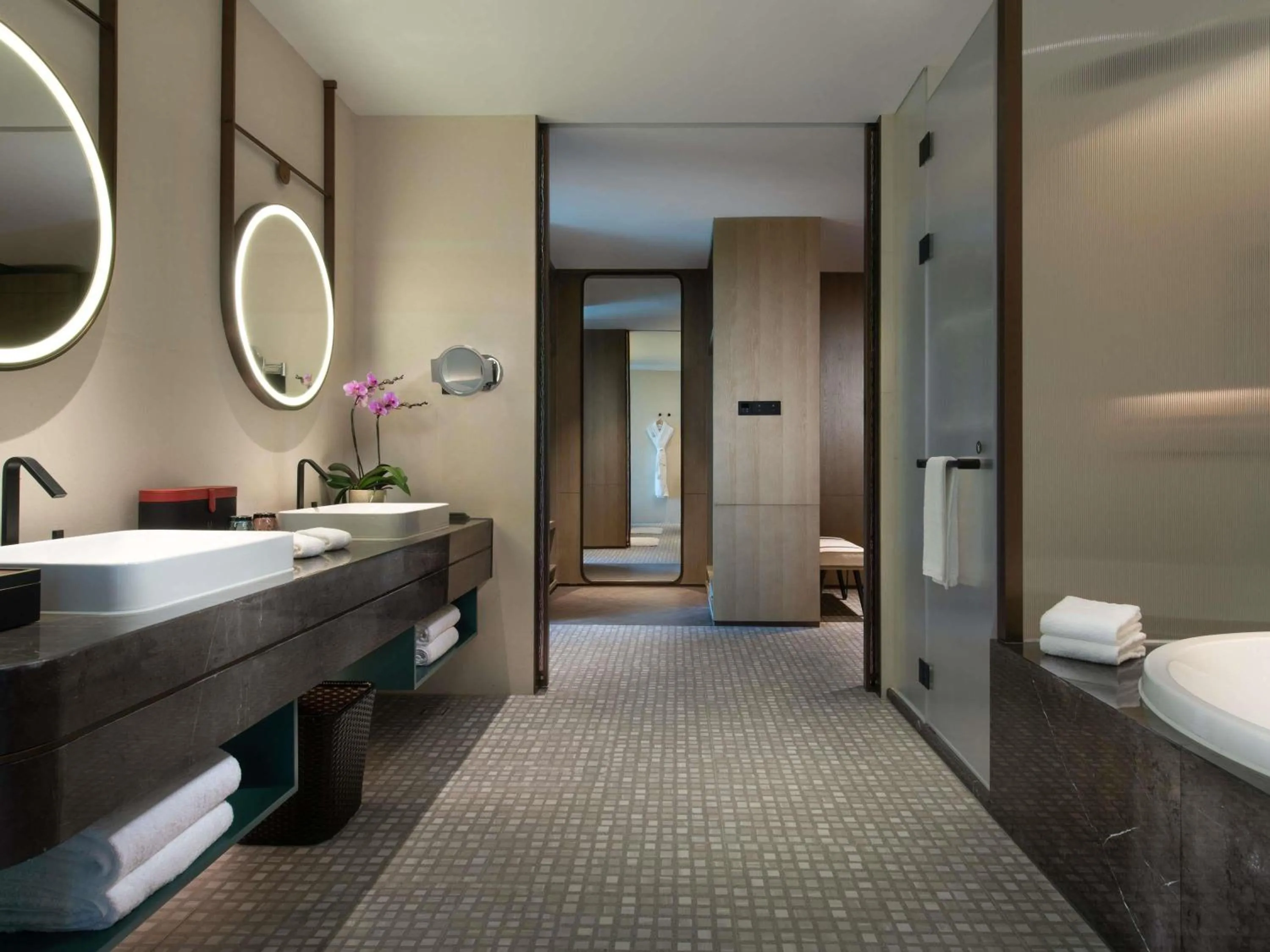 Junior King Suite with Garden View and M Lounge Access in Fashion Town Hotel Shenzhen MGallery Collection