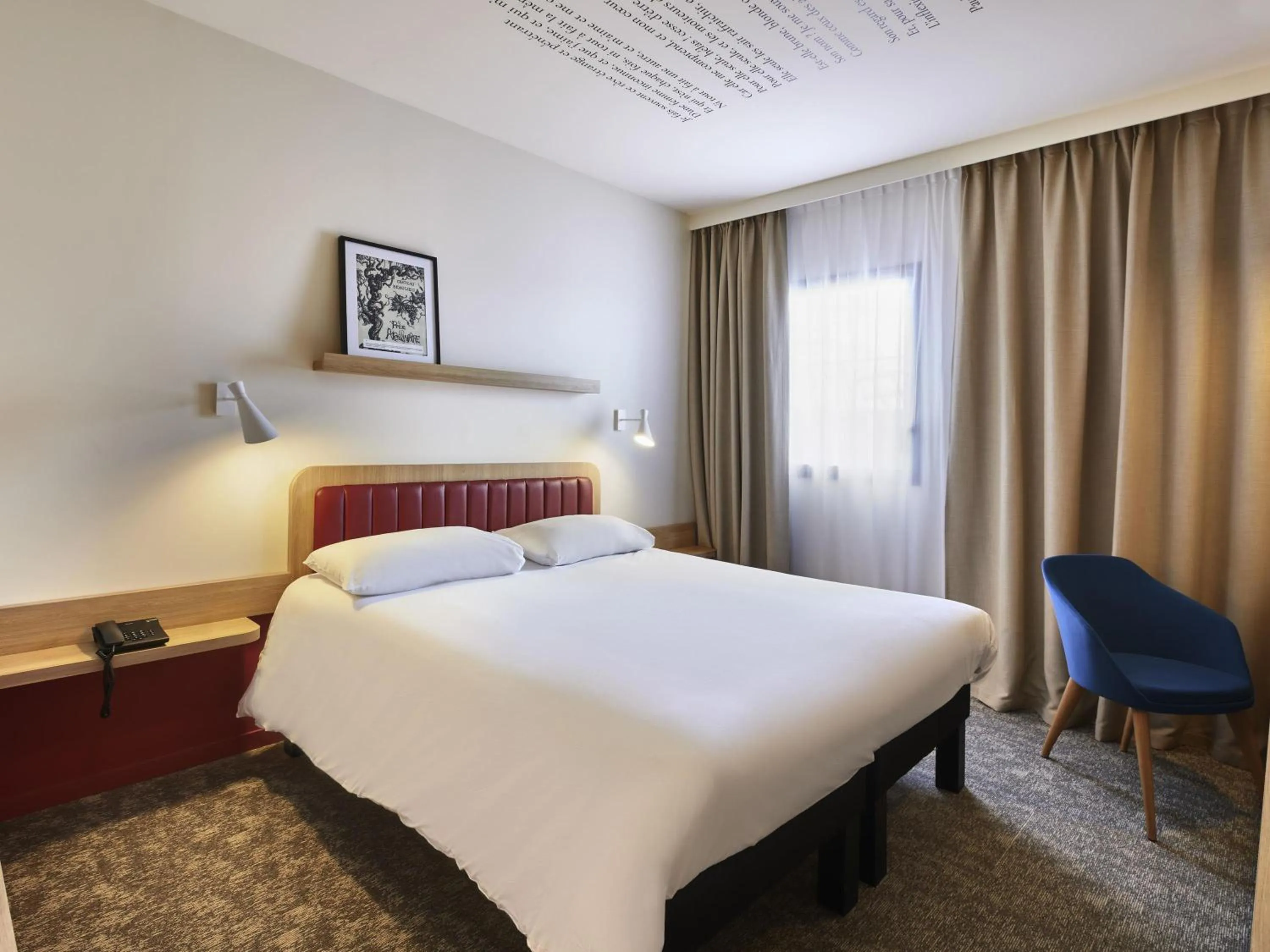 Standard Double Room in ibis Styles La Roche-sur-Yon