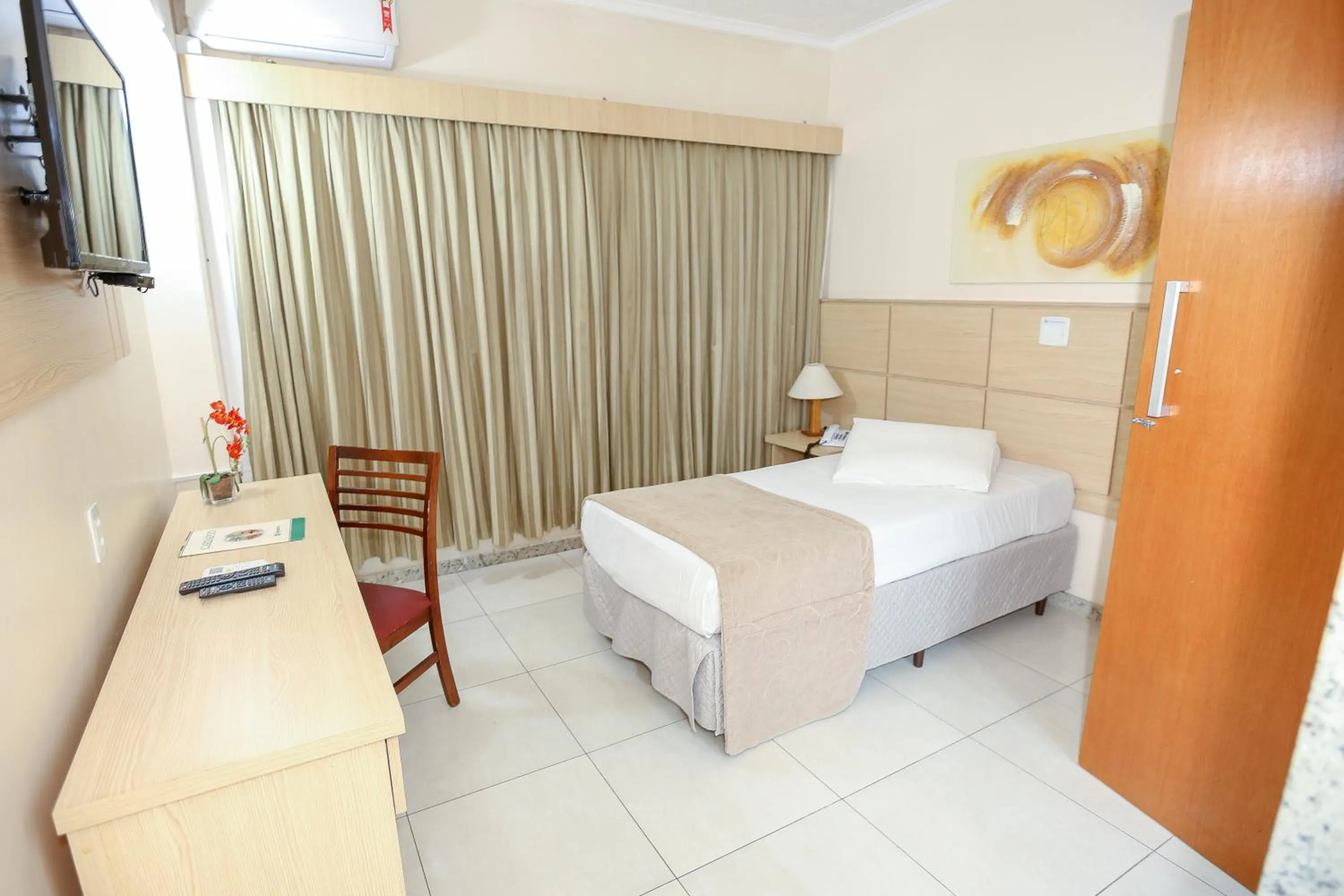 Single Room - single occupancy - Disability Access in Hotel Nacional Inn São Carlos & Convenções
