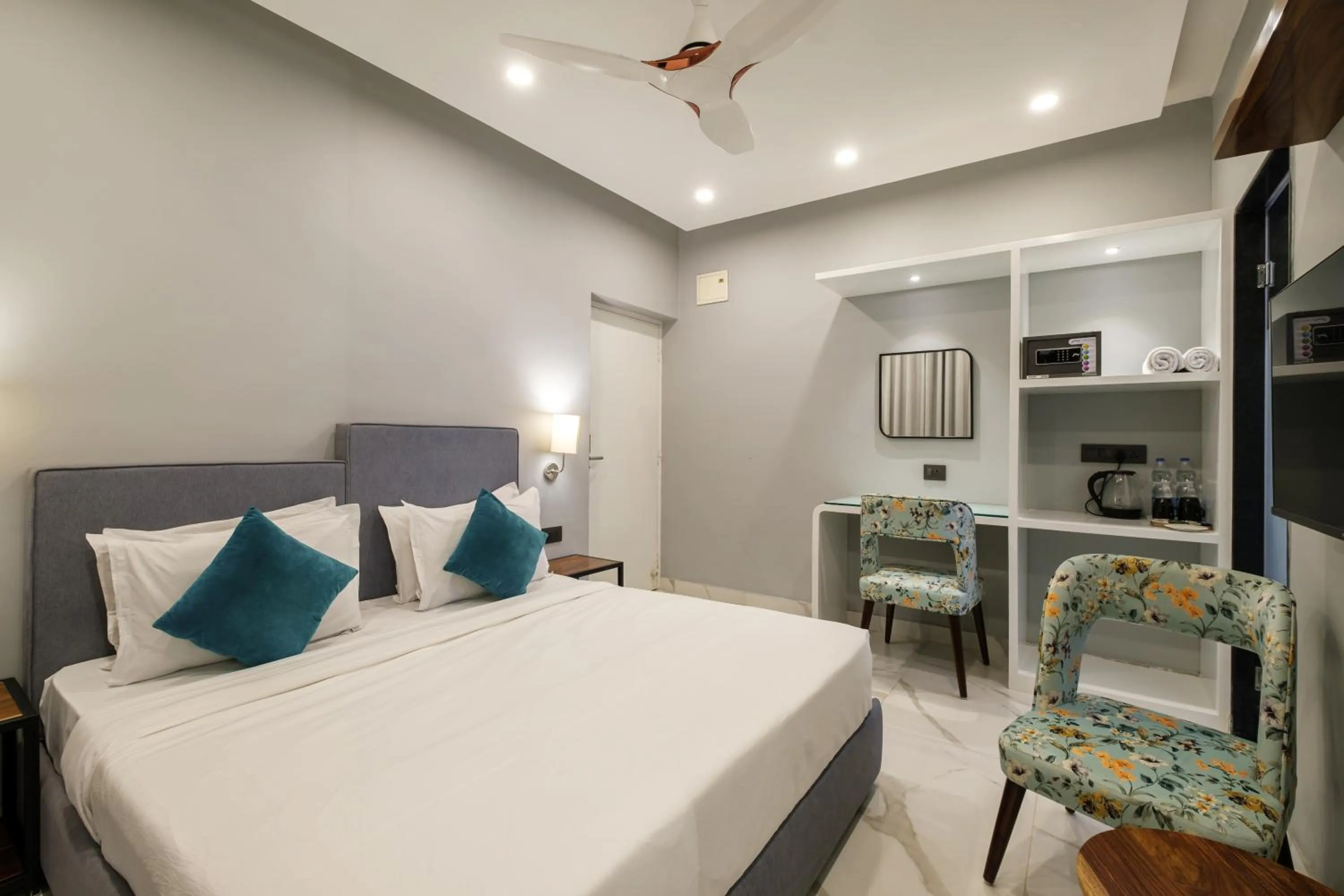 Superior King Room in Moustache Hostel, Jaipur