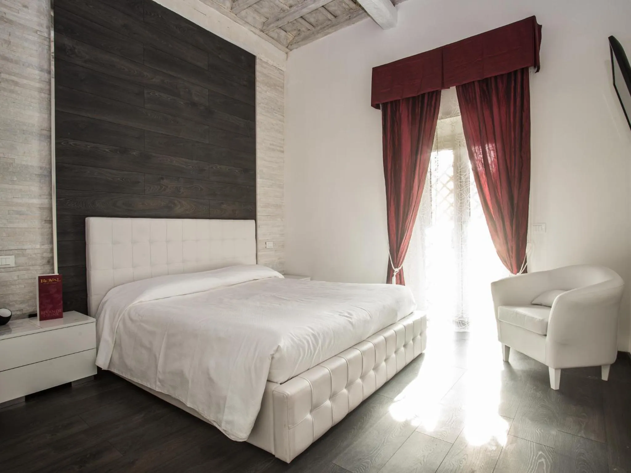 Double Room in Royal Rooms