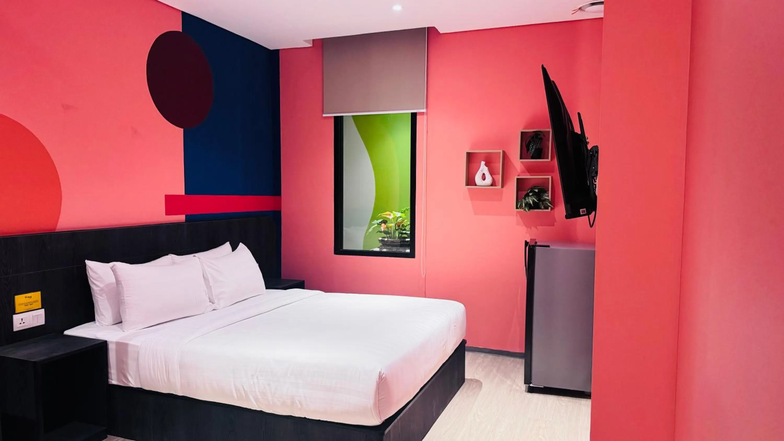 Superior Double Room in Yellow Bee Resort Cililitan