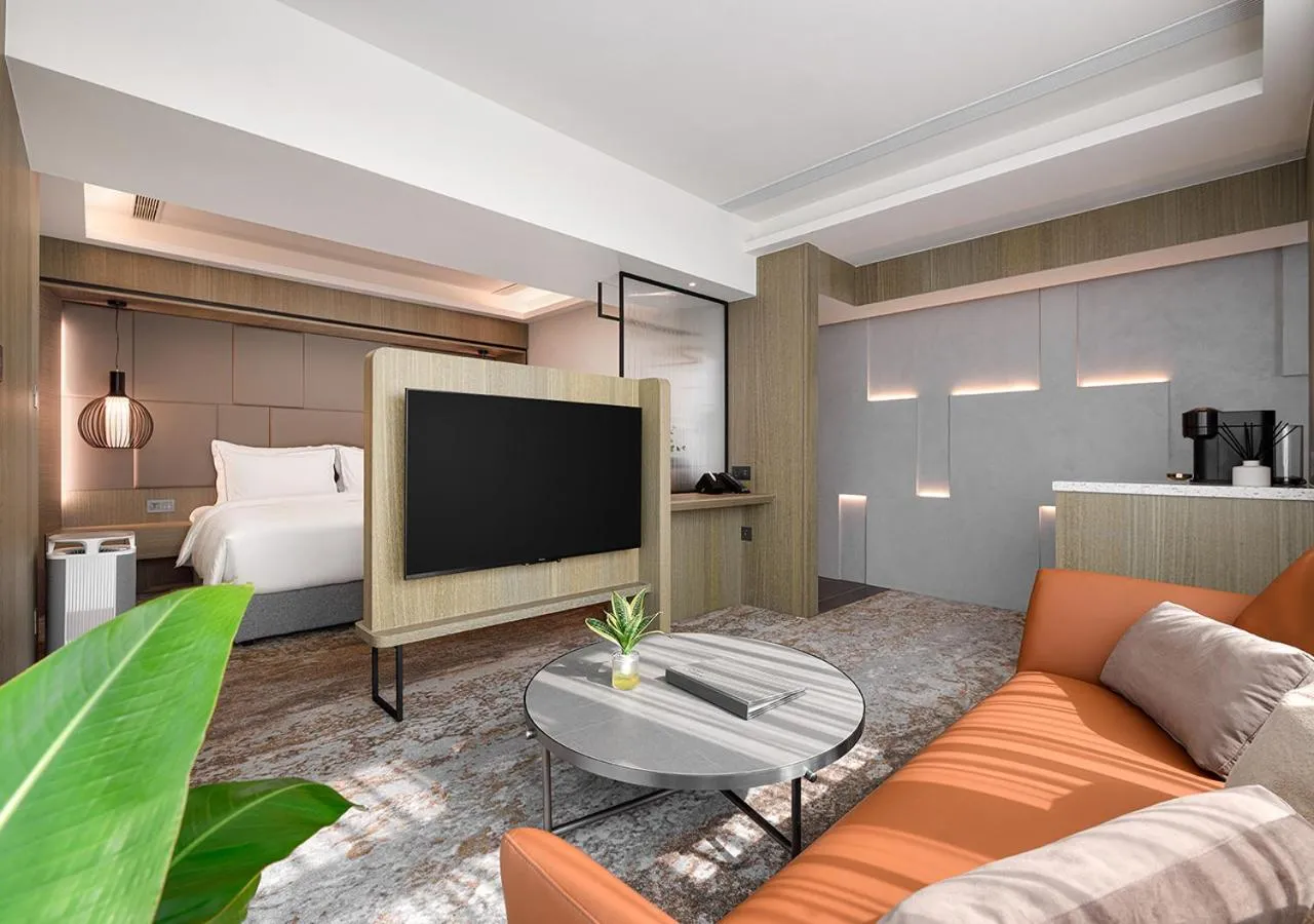 Honeymoon Corner Suite in JAI Château Hotels & Hostels