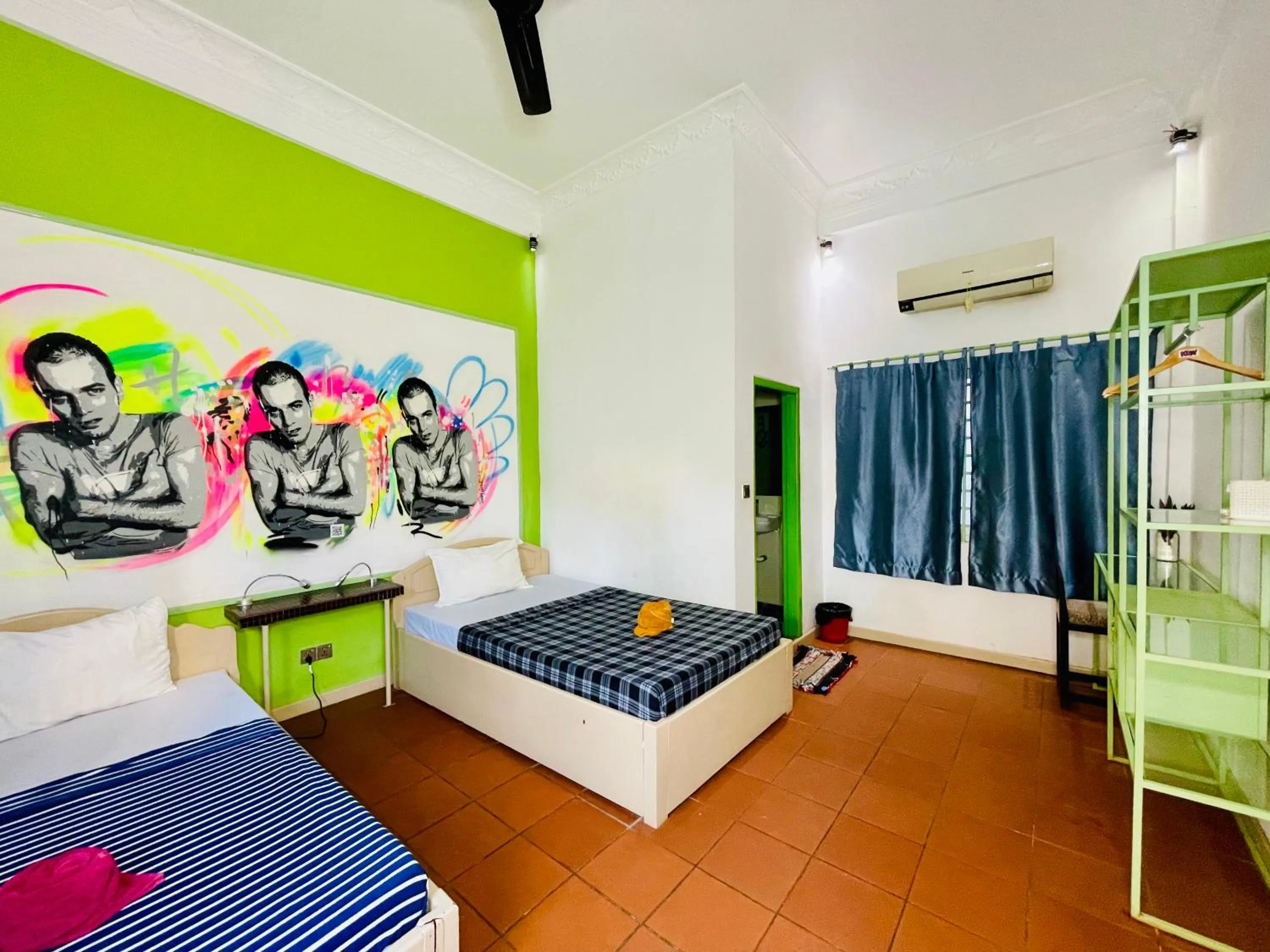 Standard Twin Room in The Funky Village