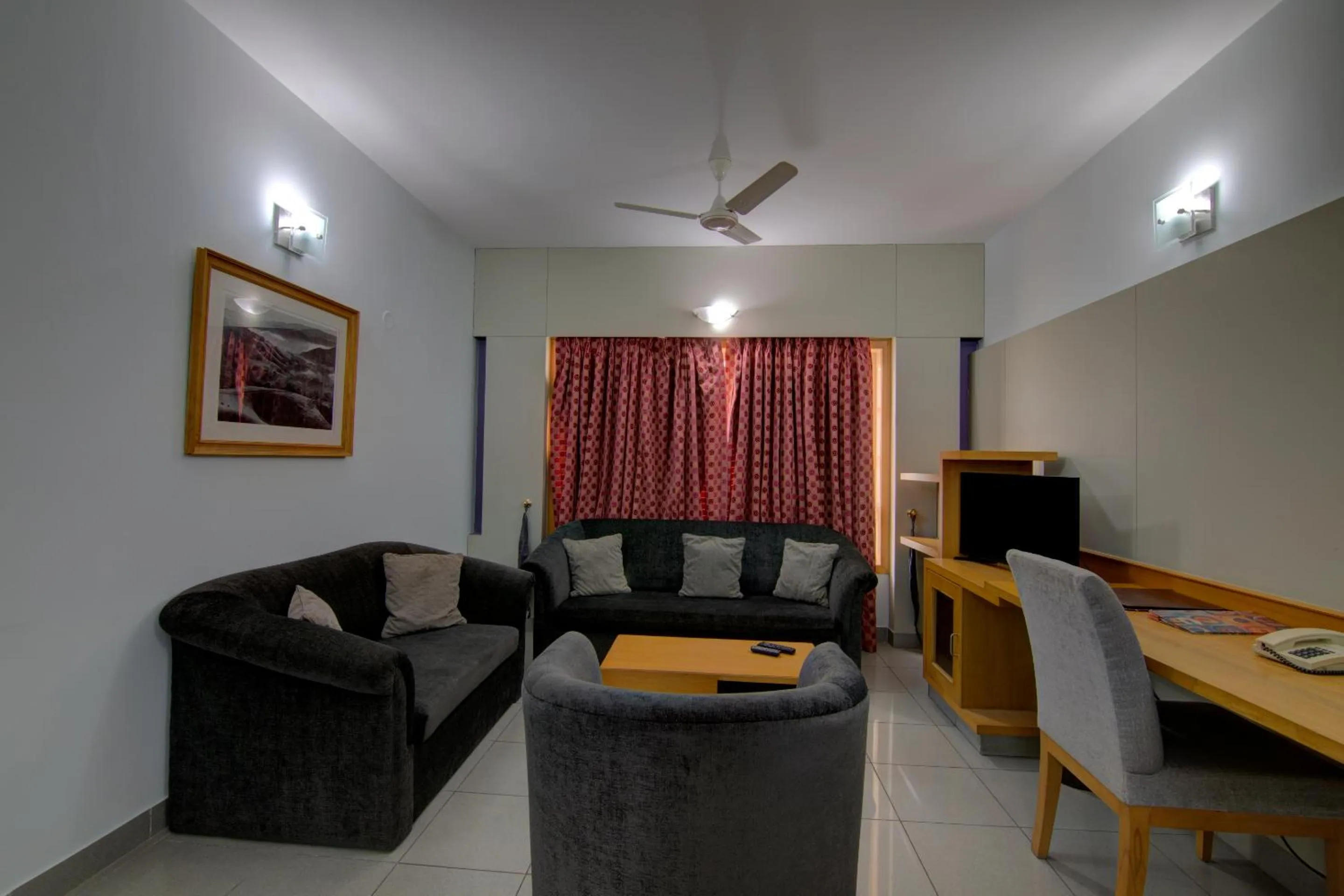 Two-Bedroom Apartment in Tristar Serviced Apartments