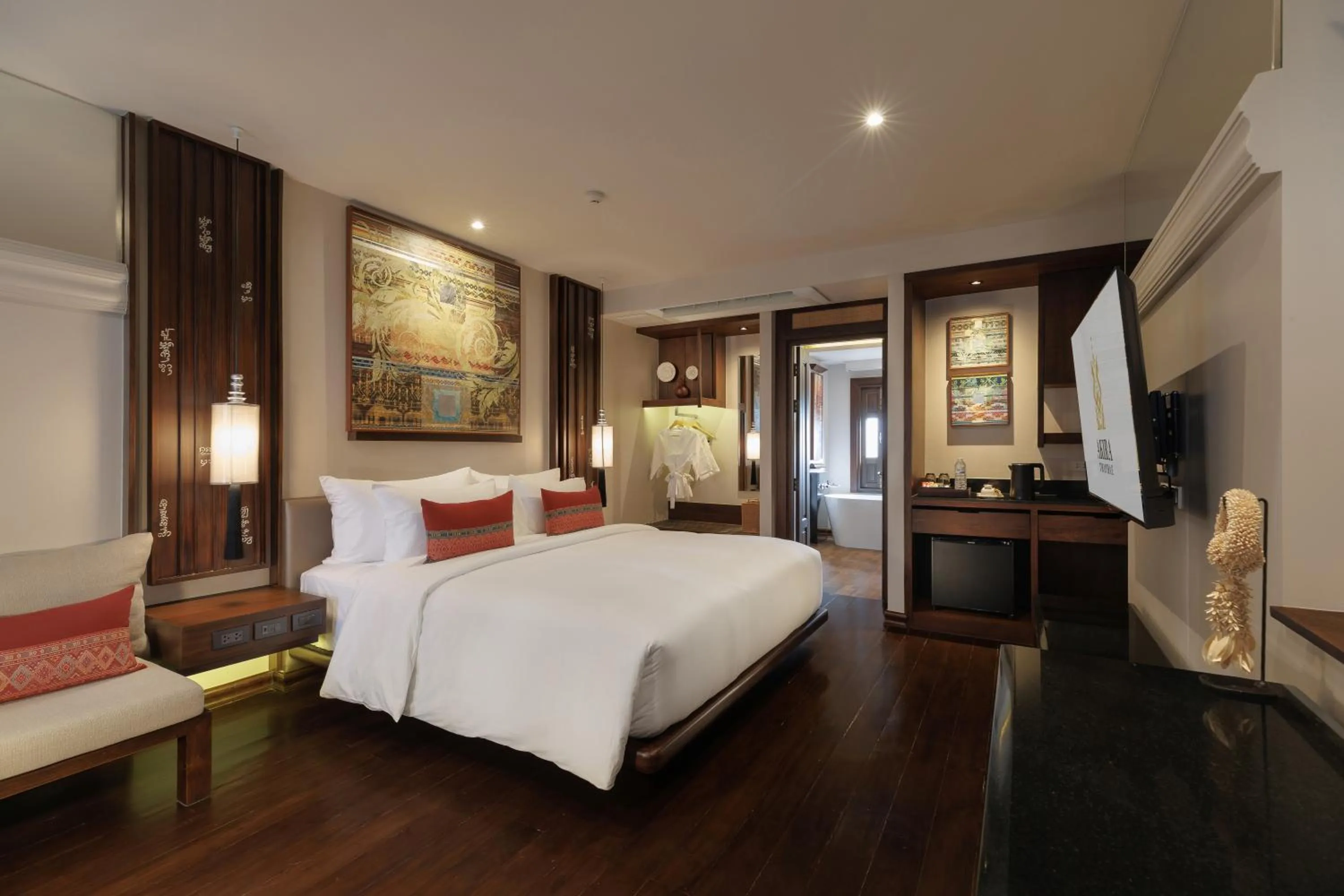 Deluxe Double Room in Akira Thaphae Hotel